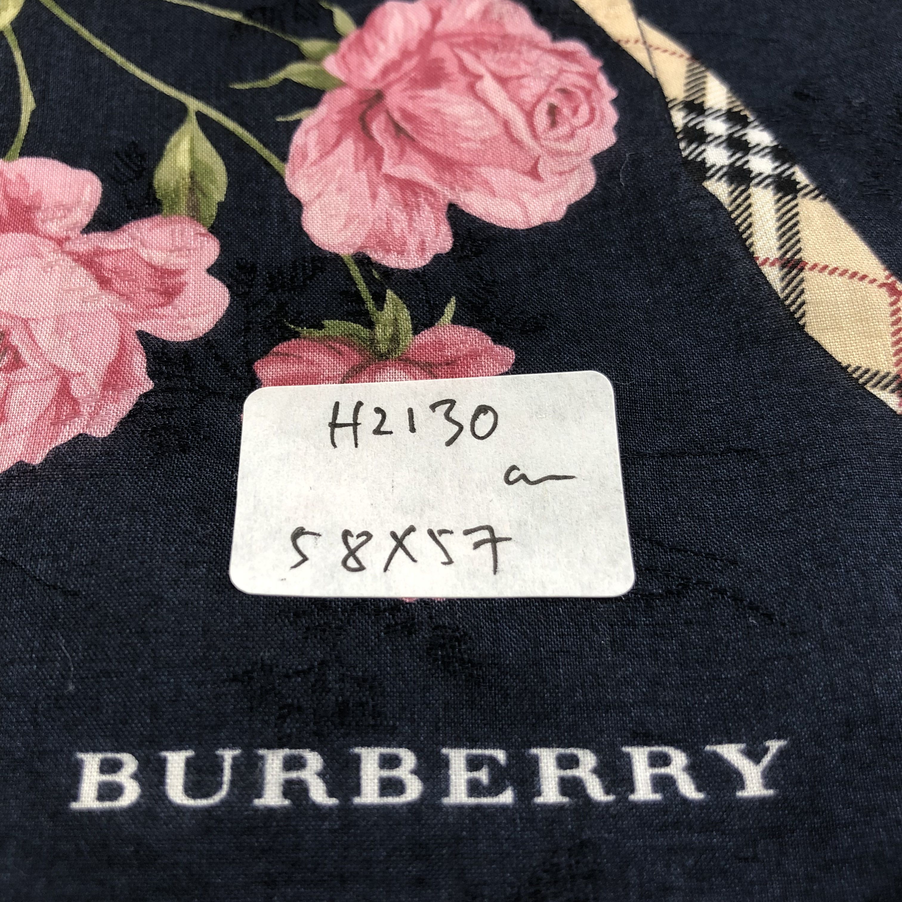 Burberry Burberry Floral Handkerchief Neckerchief Bandana H2130 Size ONE SIZE - 8 Thumbnail