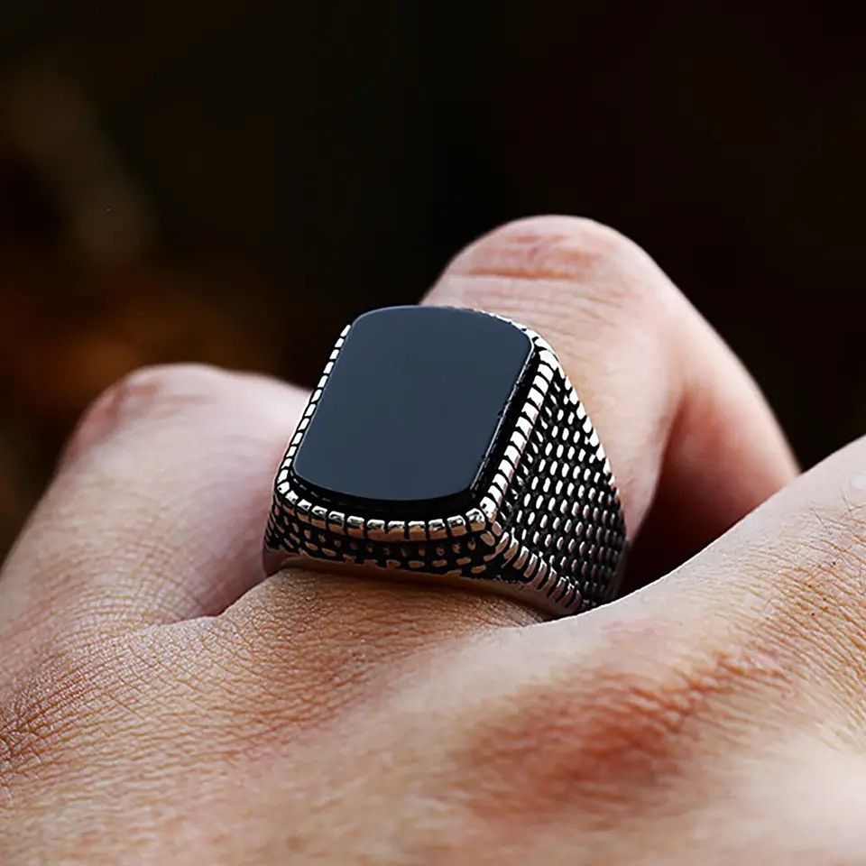 Jewelry × Vintage Black Stone Ring Size ONE SIZE - 1 Thumbnail