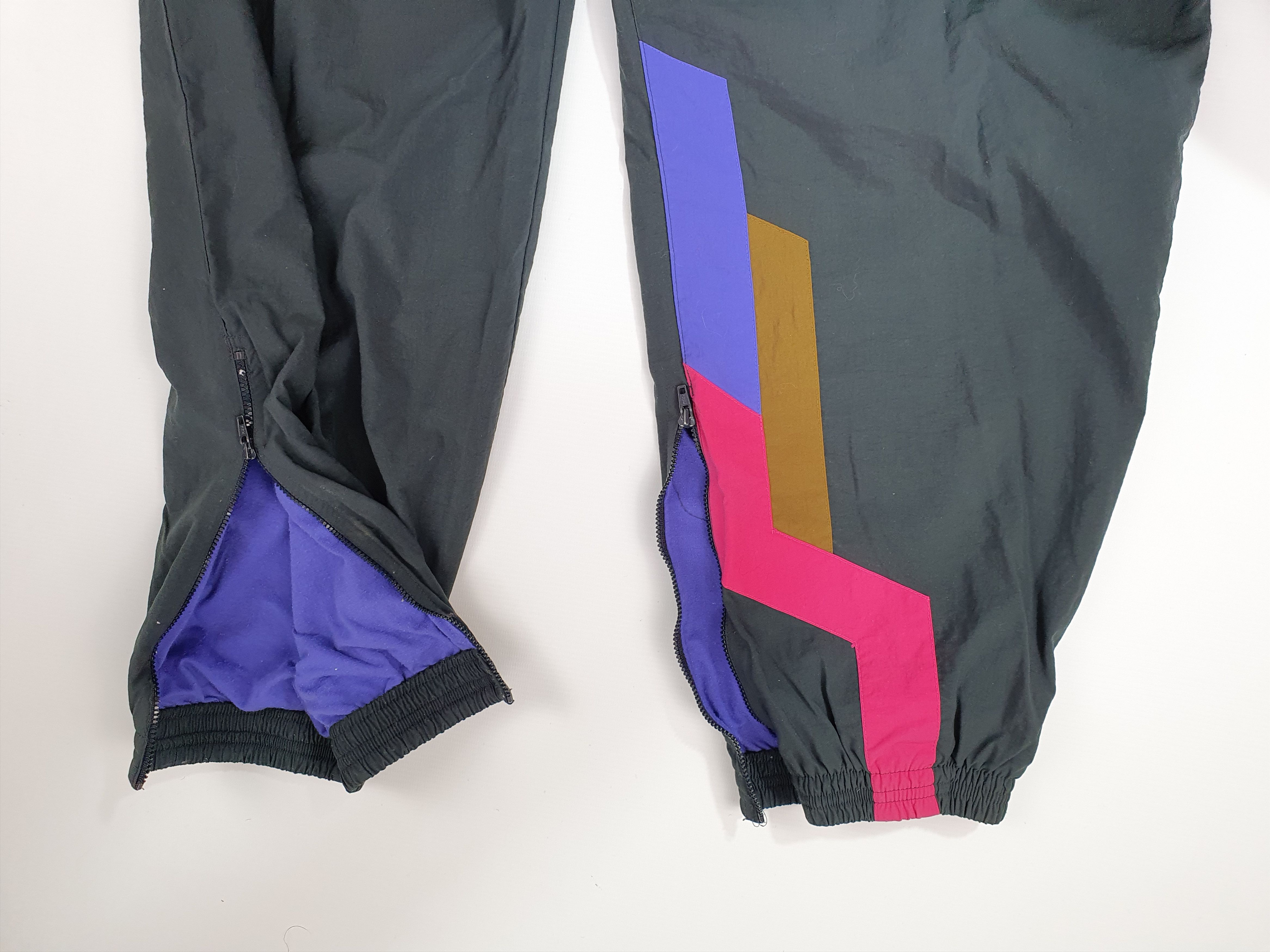Nike × Vintage 90s NIKE Vintage Rare Design Nylon sport Pant Size US 32 / EU 48 - 10 Thumbnail