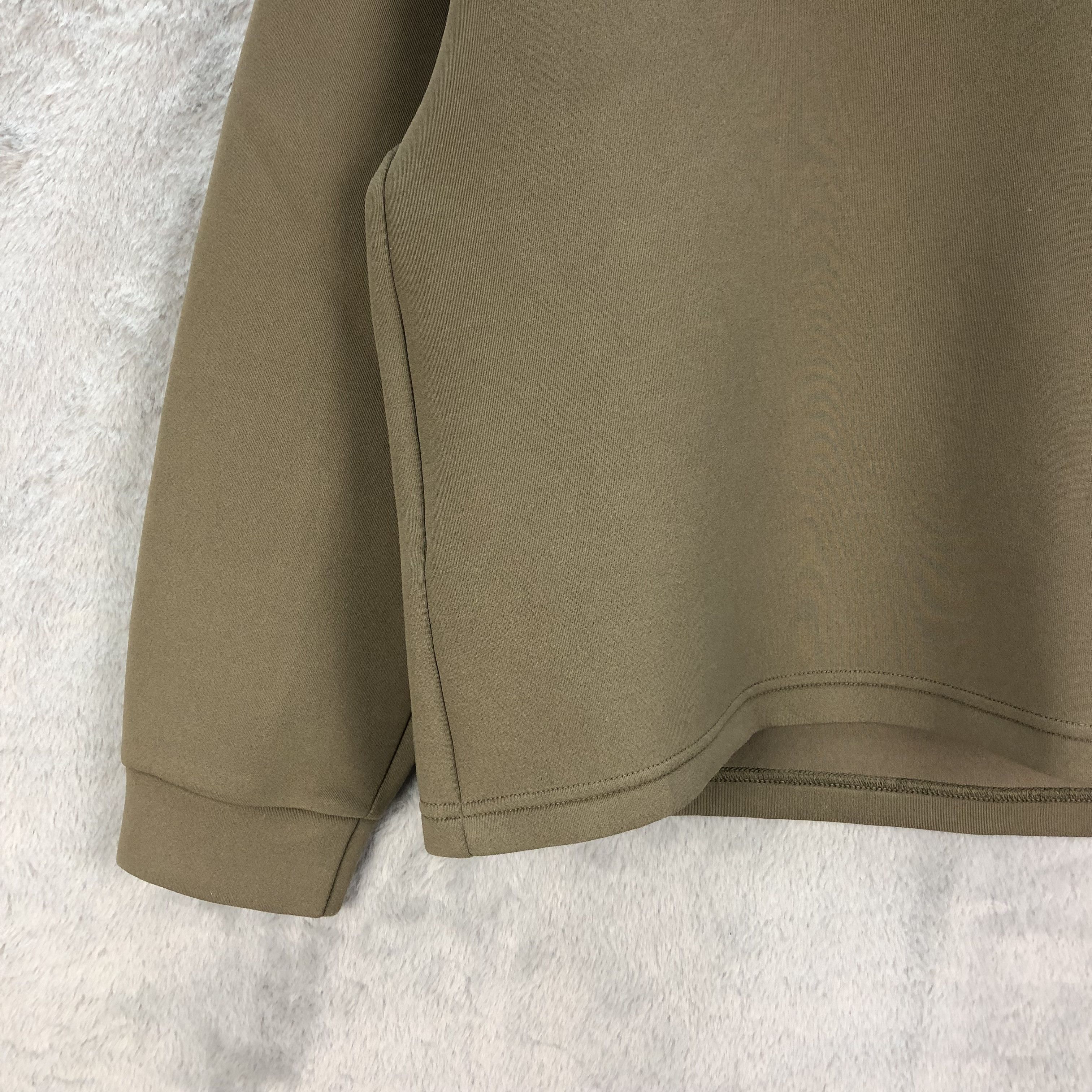 Japanese Brand UNIQLO CROPPED PULLOVER HOODIES #6525-71 Size L / US 10 / IT 46 - 4 Thumbnail
