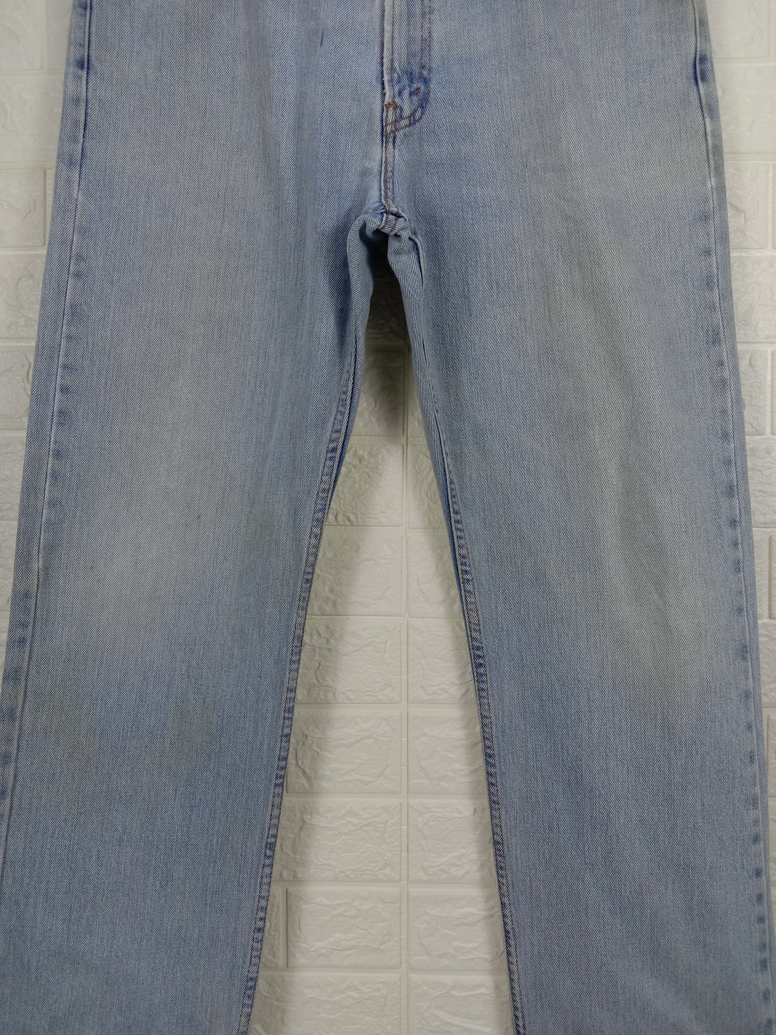 Levi's Vintage Levi's 505 Jeans Light Wash Regular Fit Denim Size US 36 / EU 52 - 3 Thumbnail