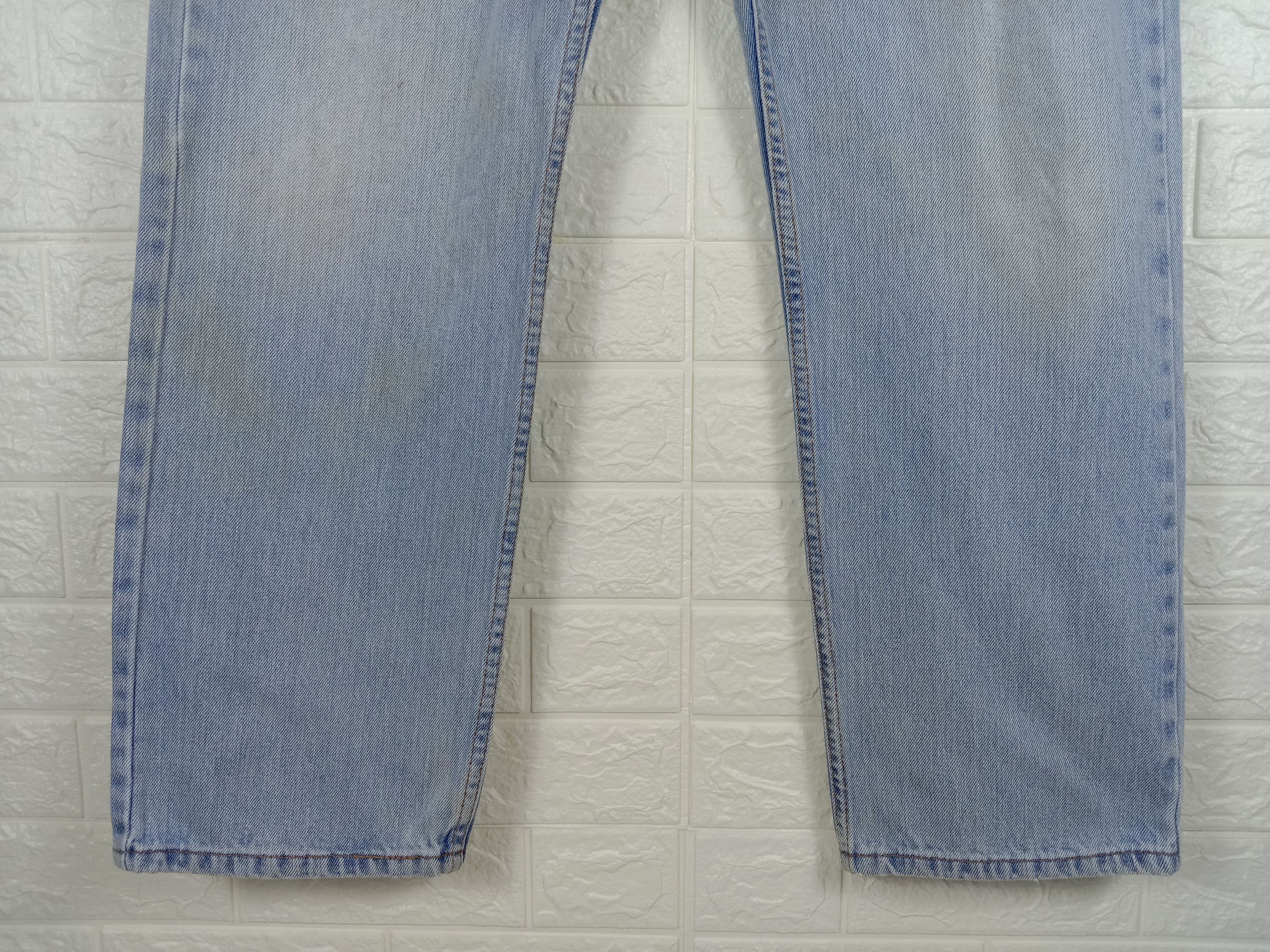 Levi's Vintage Levi's 505 Jeans Light Wash Regular Fit Denim Size US 36 / EU 52 - 4 Thumbnail