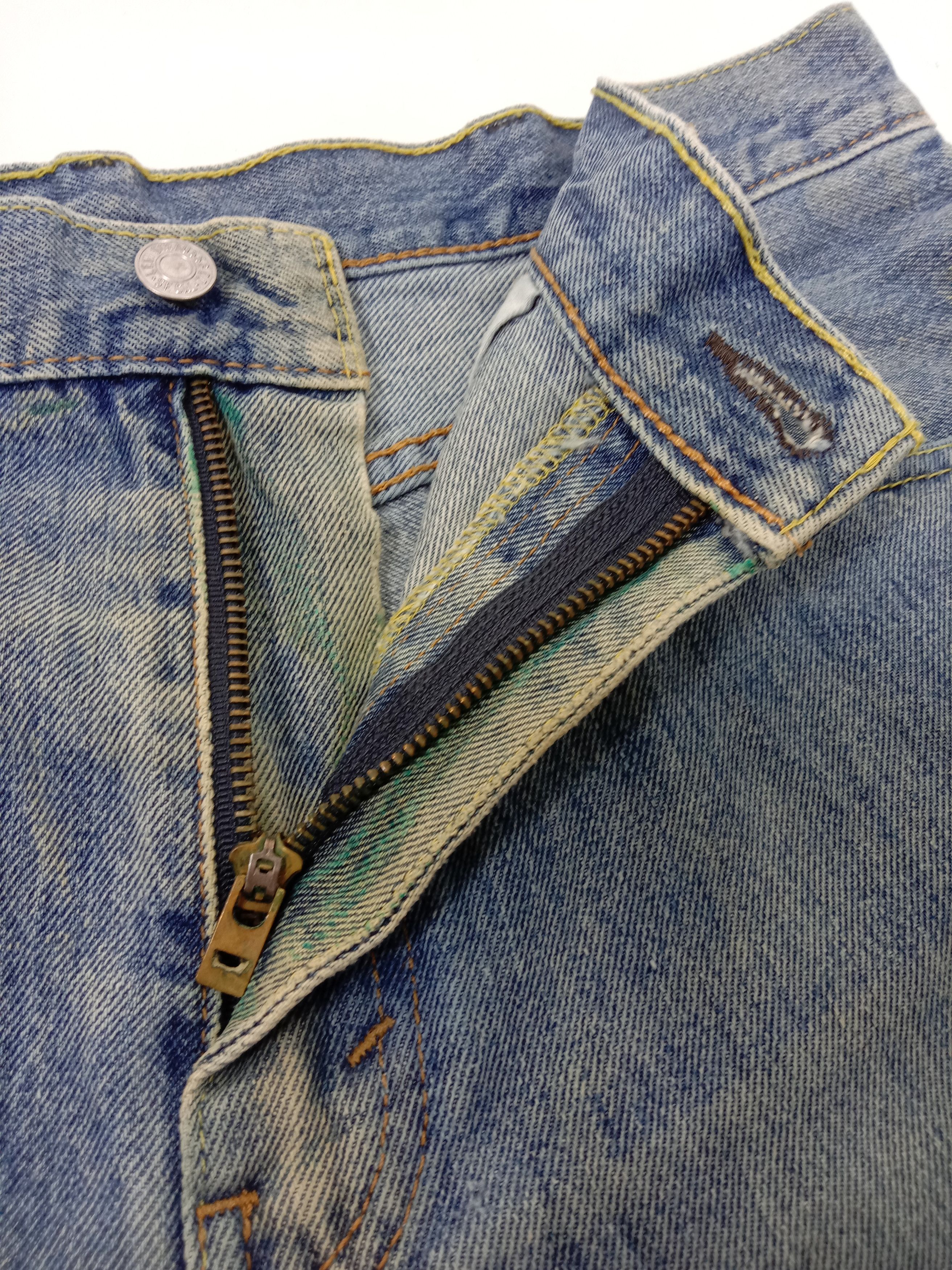 Levi's Vintage Levi's 517 Flare Jeans Blue Wash Denim Size US 33 - 9 Thumbnail