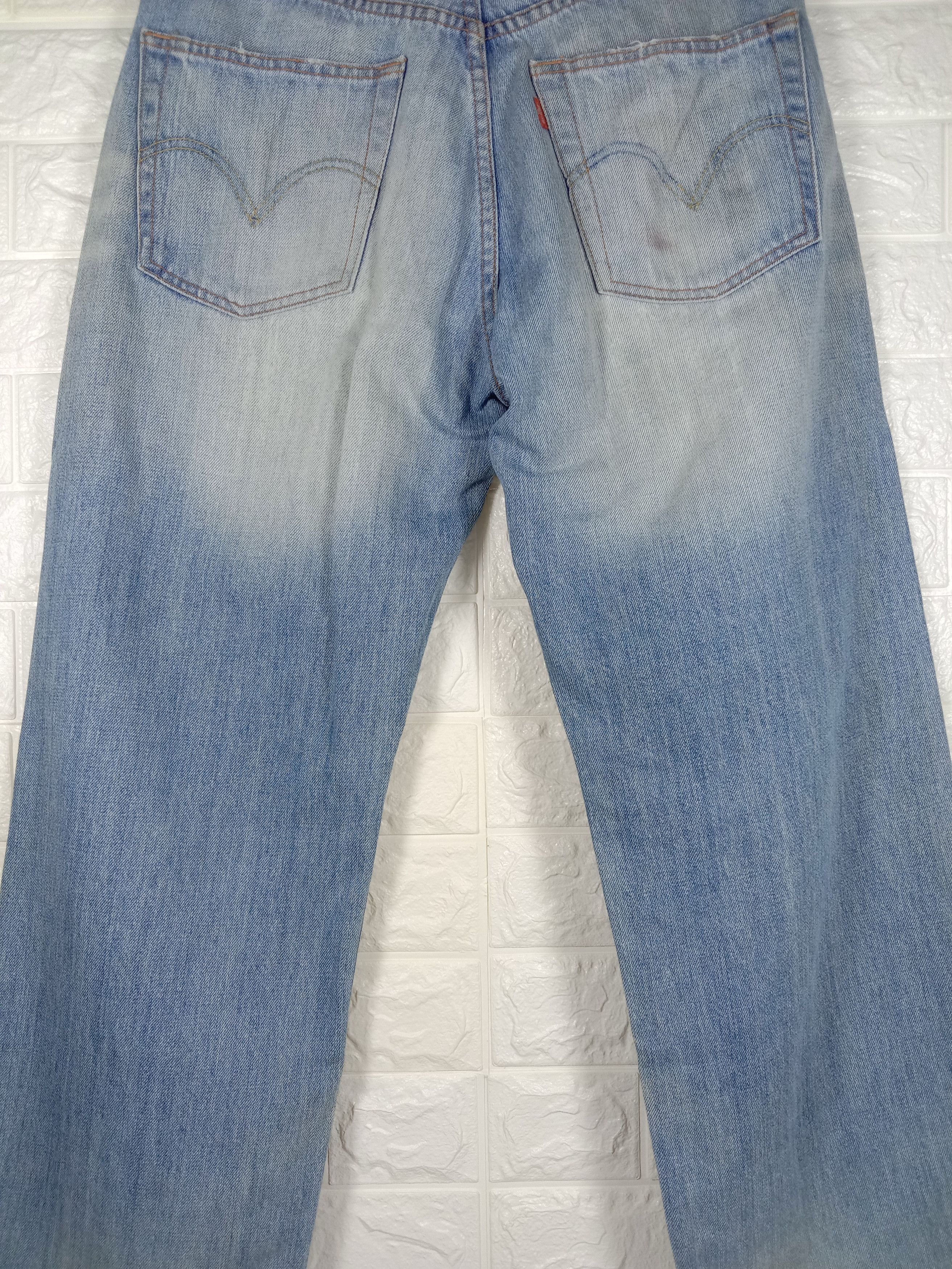 Levi's Vintage Levi’s 544 Jeans Light Wash Distressed Denim Size US 30 / EU 46 - 7 Thumbnail