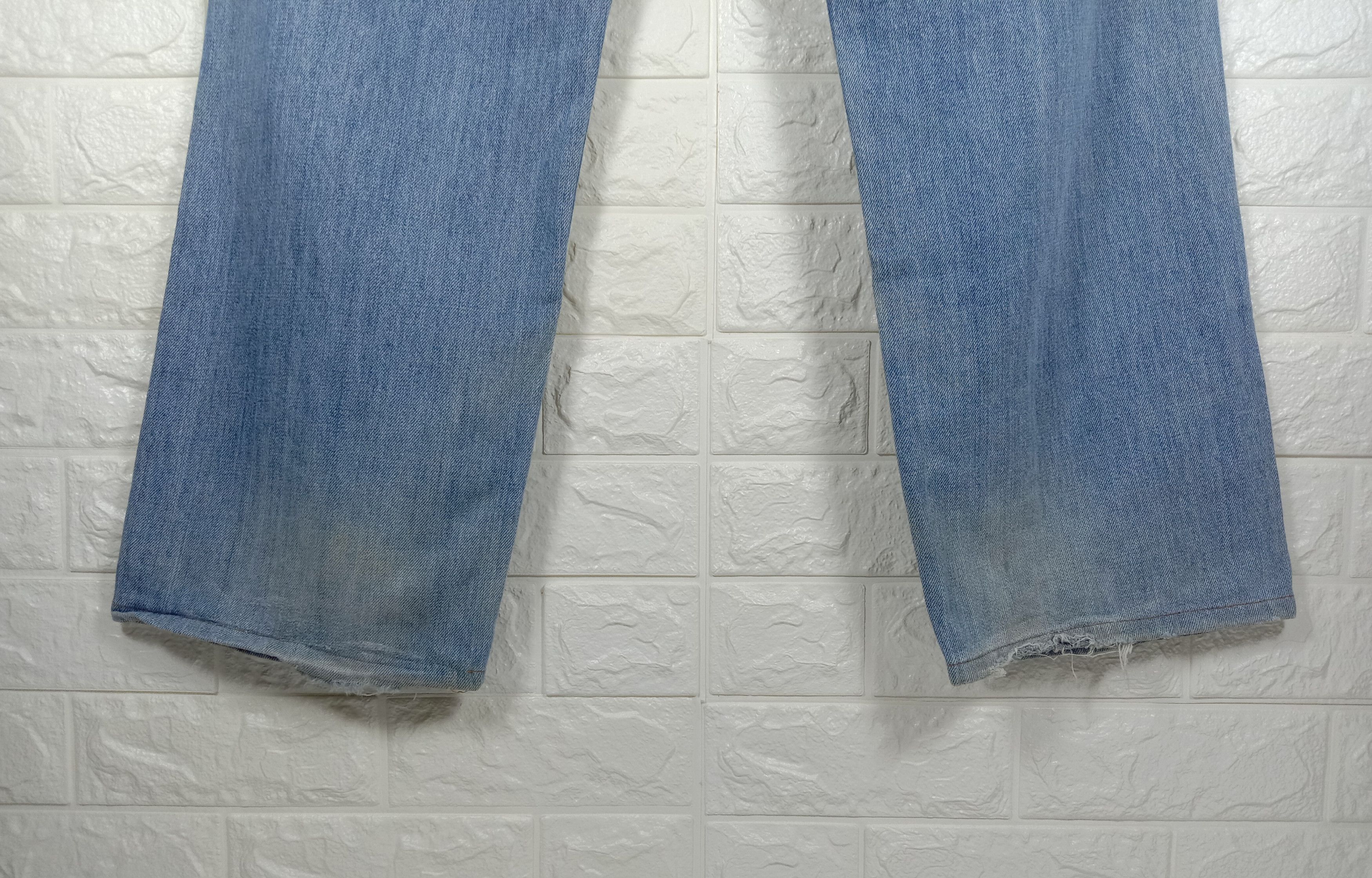 Levi's Vintage Levi’s 544 Jeans Light Wash Distressed Denim Size US 30 / EU 46 - 8 Thumbnail