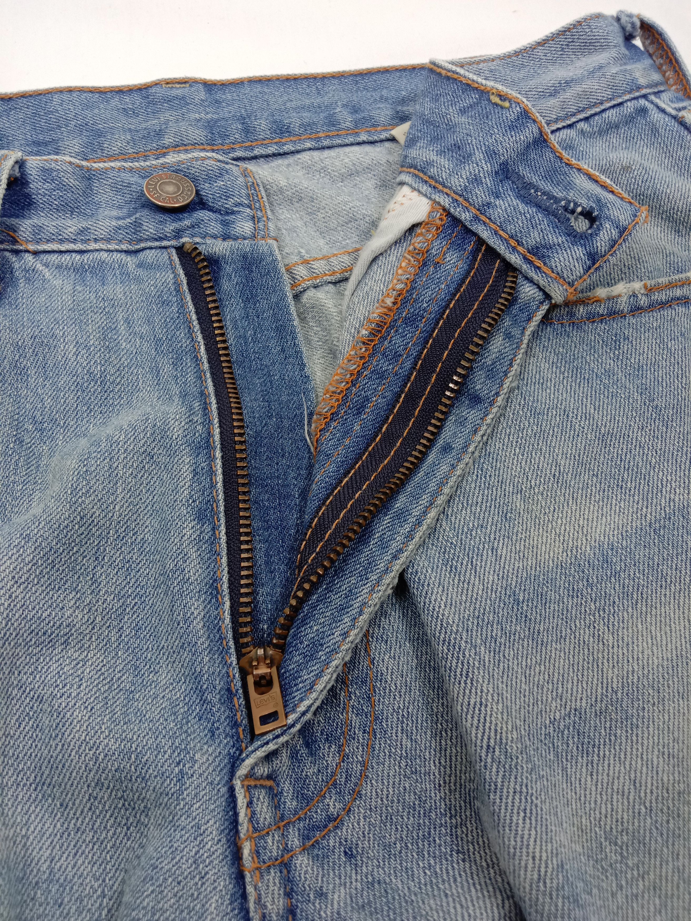 Levi's Vintage Levi’s 544 Jeans Light Wash Distressed Denim Size US 30 / EU 46 - 9 Thumbnail