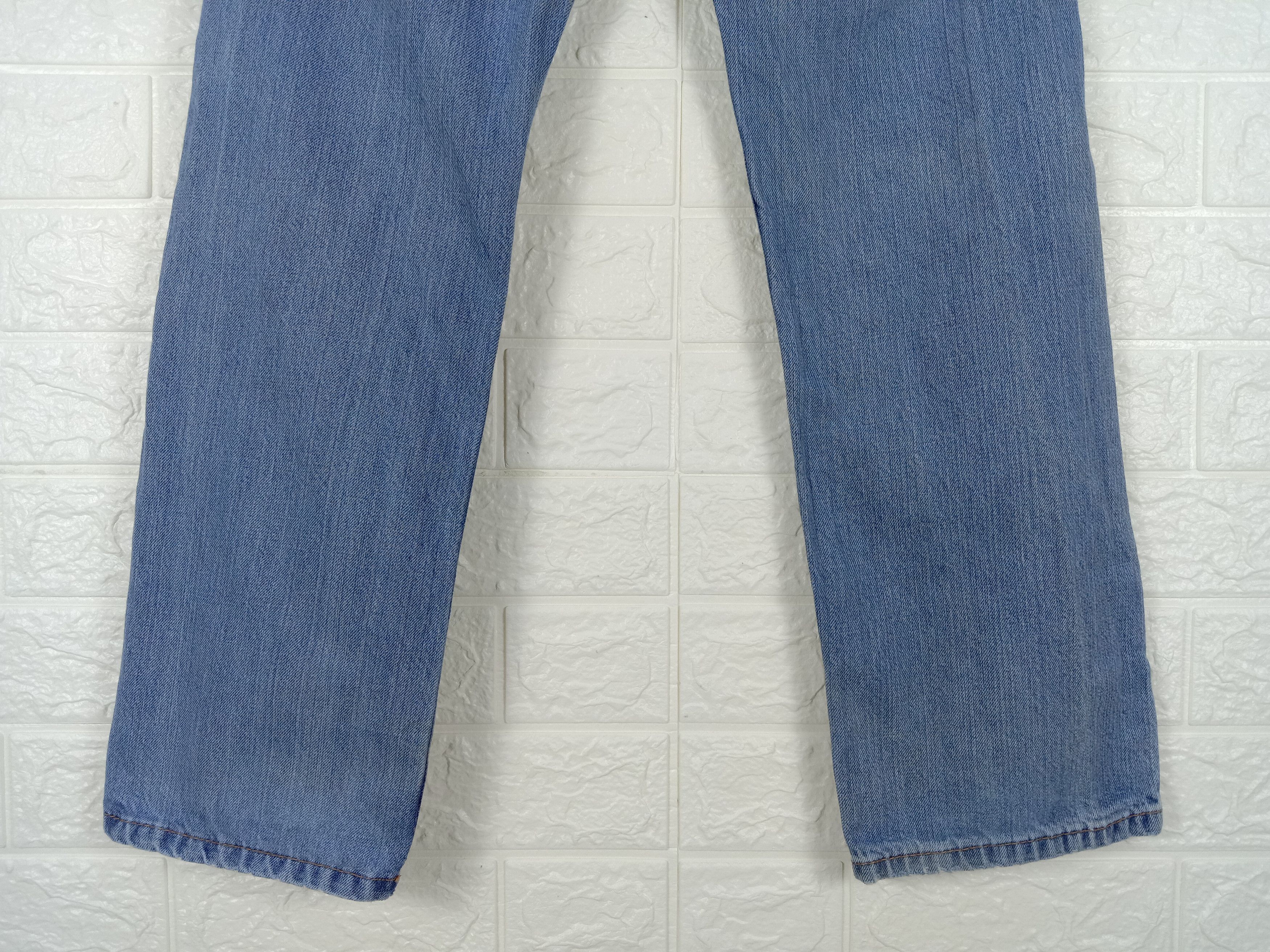 Levi's Vintage Levi's 550 Jeans Relaxed Fit Distressed Denim Size 25" / US 0 / IT 36 - 8 Thumbnail