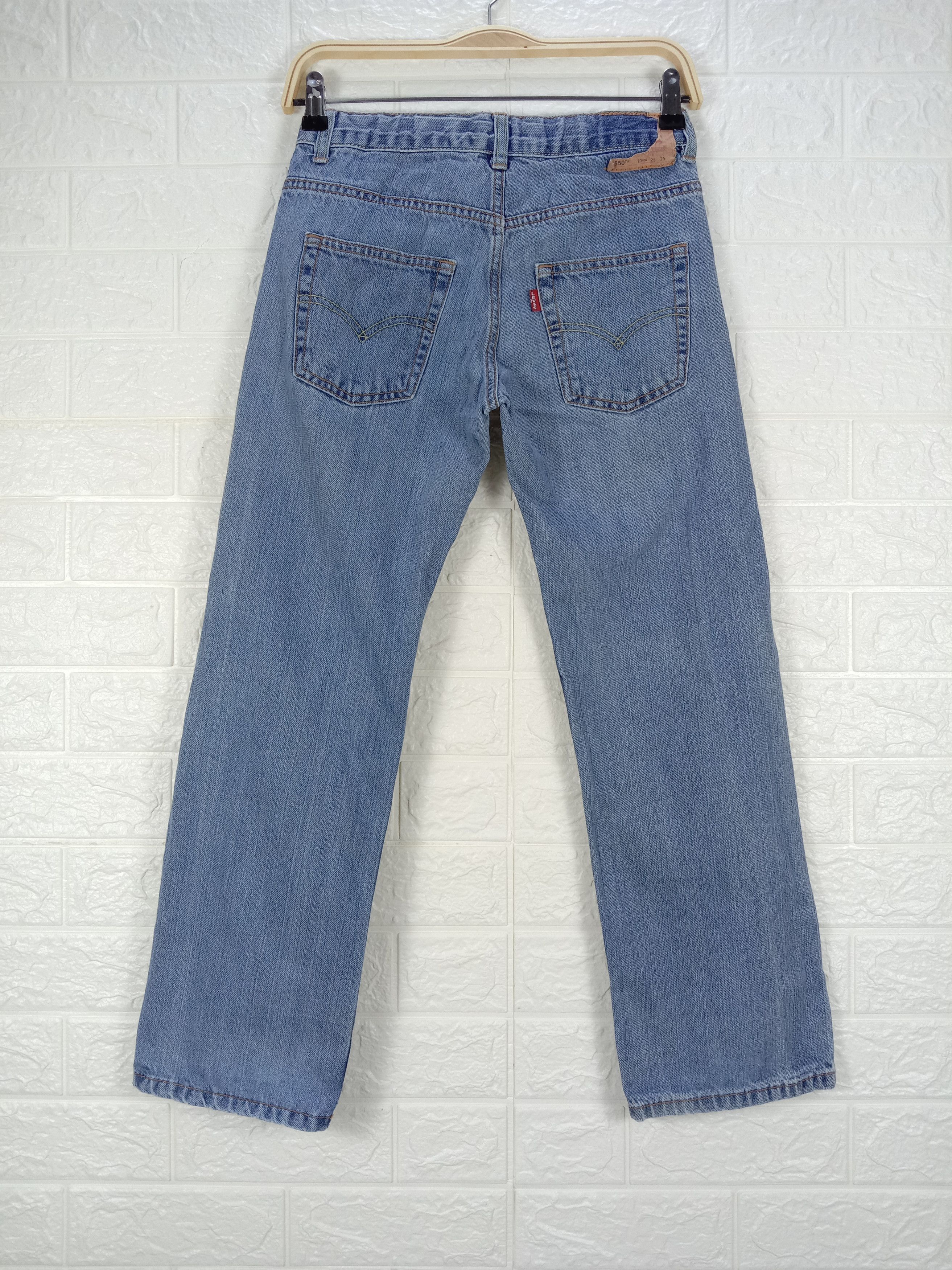 Levi's Vintage Levi's 550 Jeans Relaxed Fit Distressed Denim Size 25" / US 0 / IT 36 - 5 Thumbnail