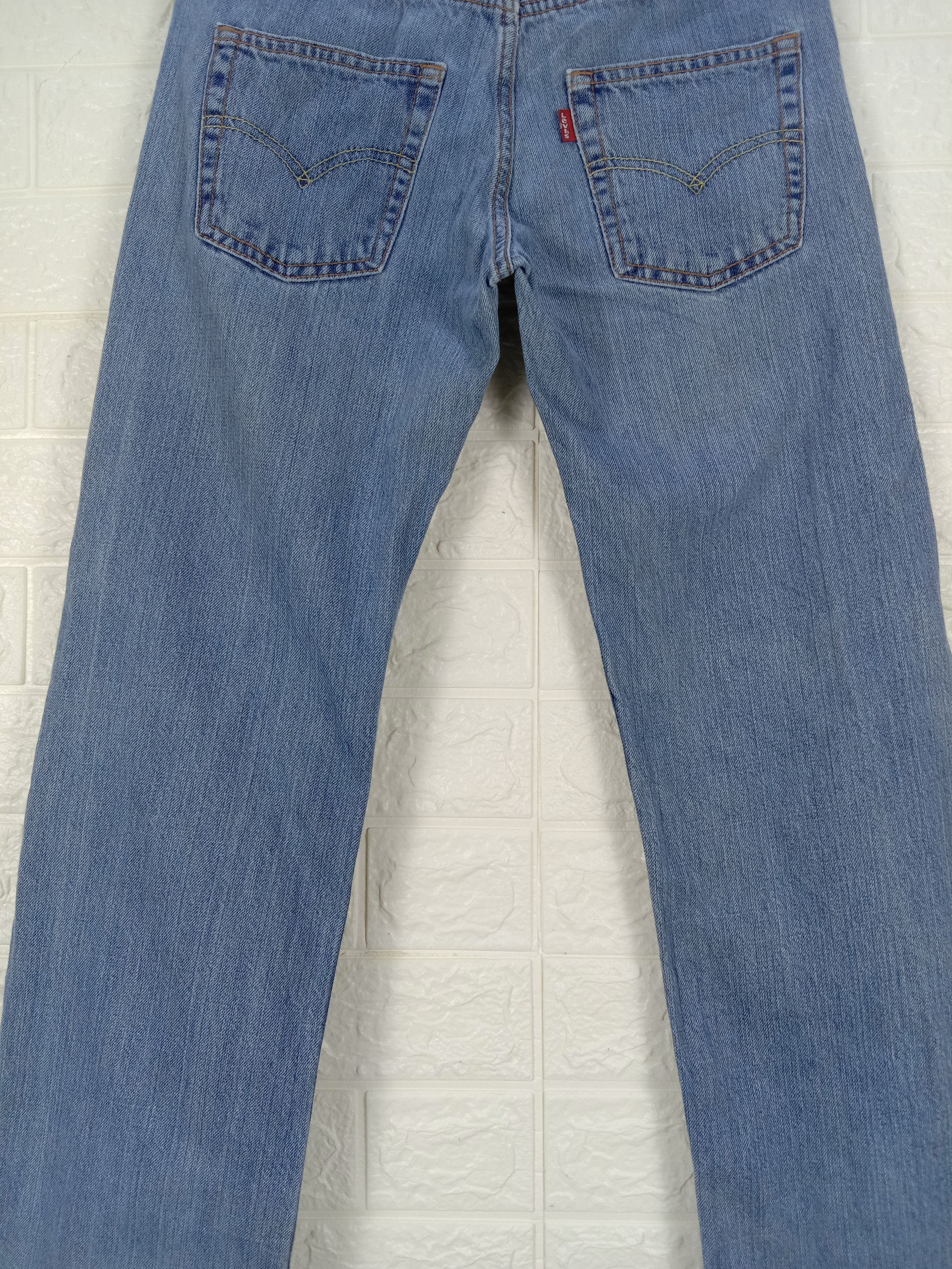 Levi's Vintage Levi's 550 Jeans Relaxed Fit Distressed Denim Size 25" / US 0 / IT 36 - 7 Thumbnail