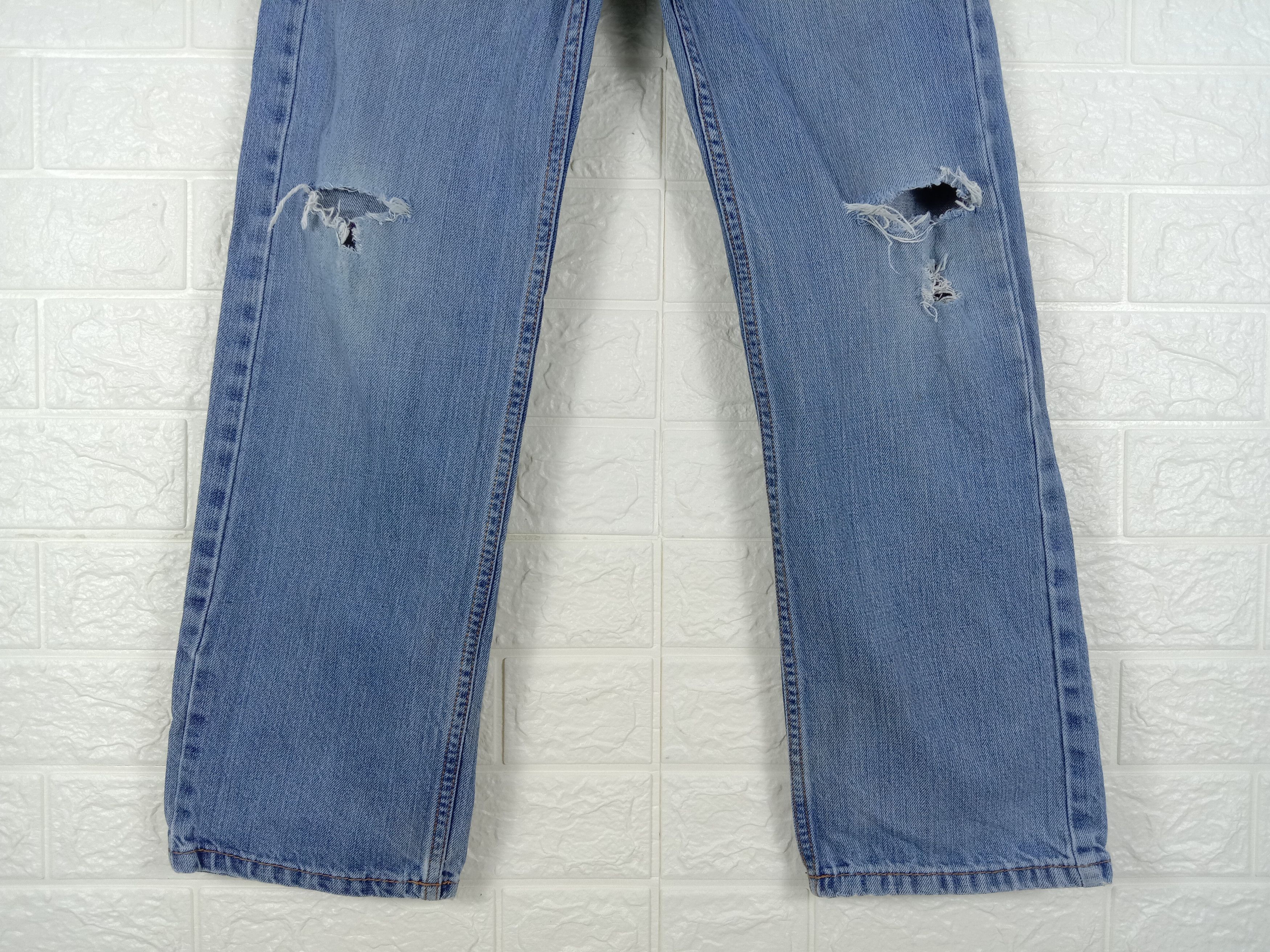 Levi's Vintage Levi's 550 Jeans Relaxed Fit Distressed Denim Size 25" / US 0 / IT 36 - 4 Thumbnail