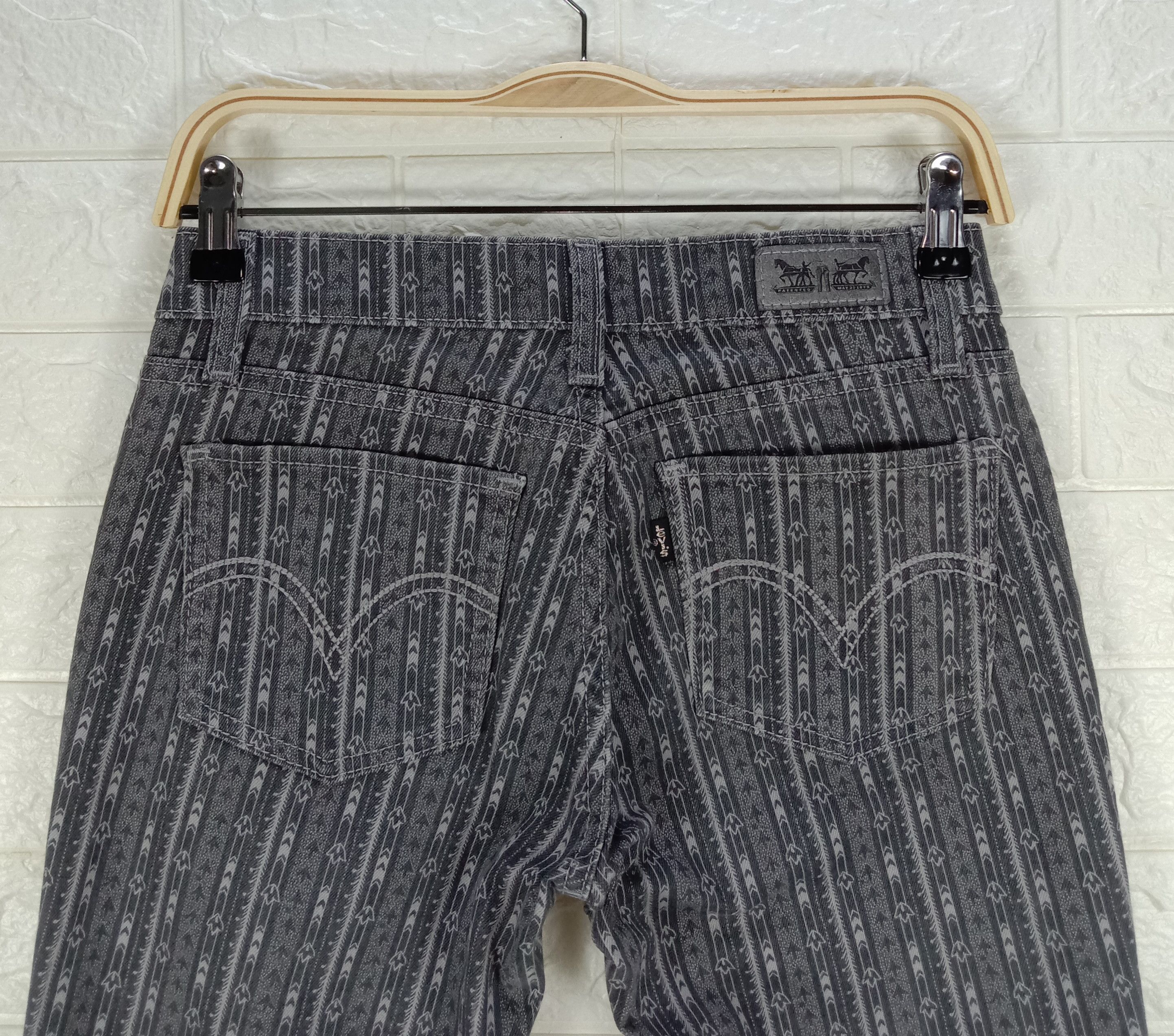 Levi's Vintage Levi's 507 Art Patterns Skinny Jeans Size 27" / US 4 / IT 40 - 6 Thumbnail