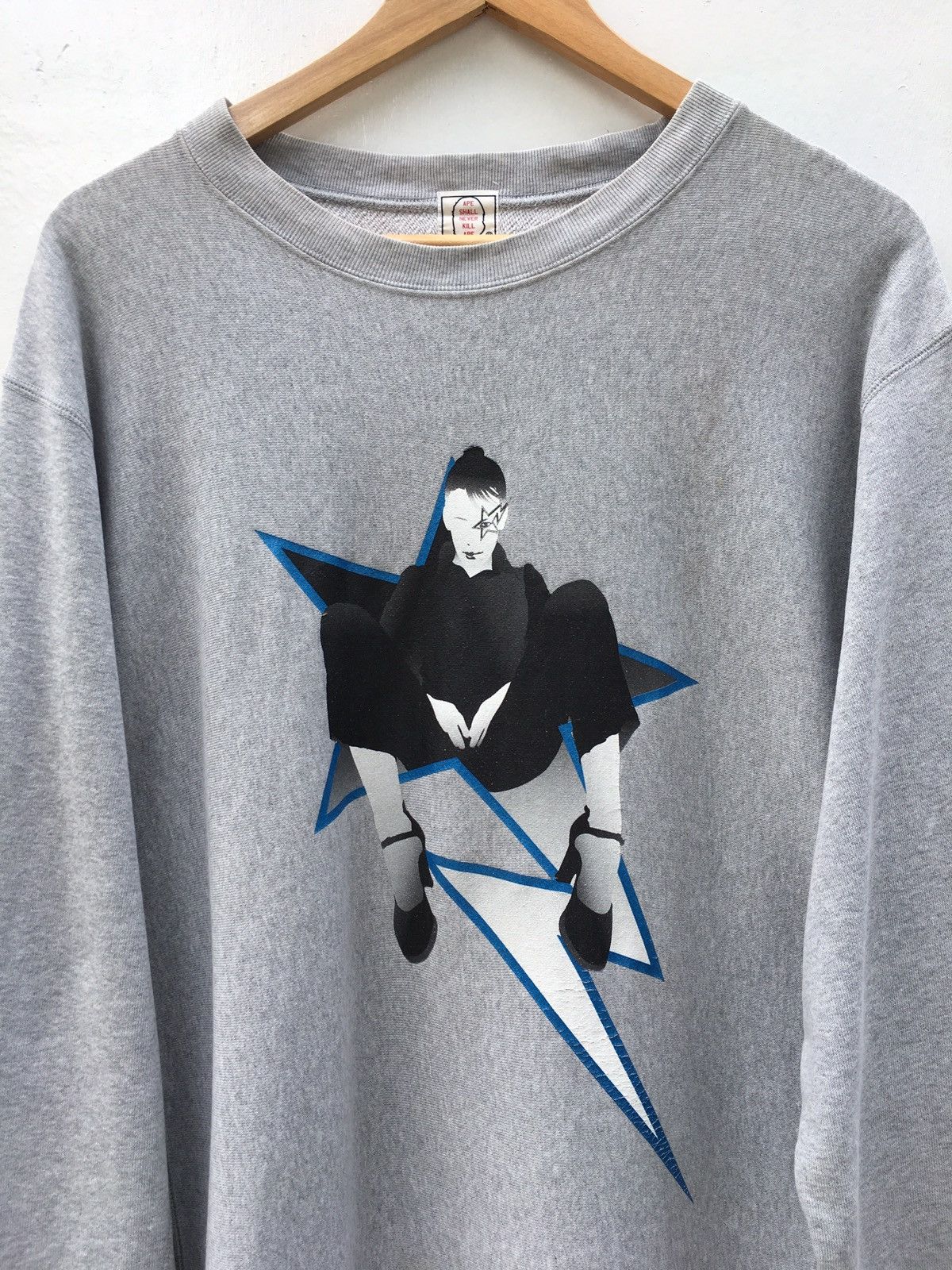 Bape Bapesta Girl Crewneck Size US L / EU 52-54 / 3 - 3 Thumbnail