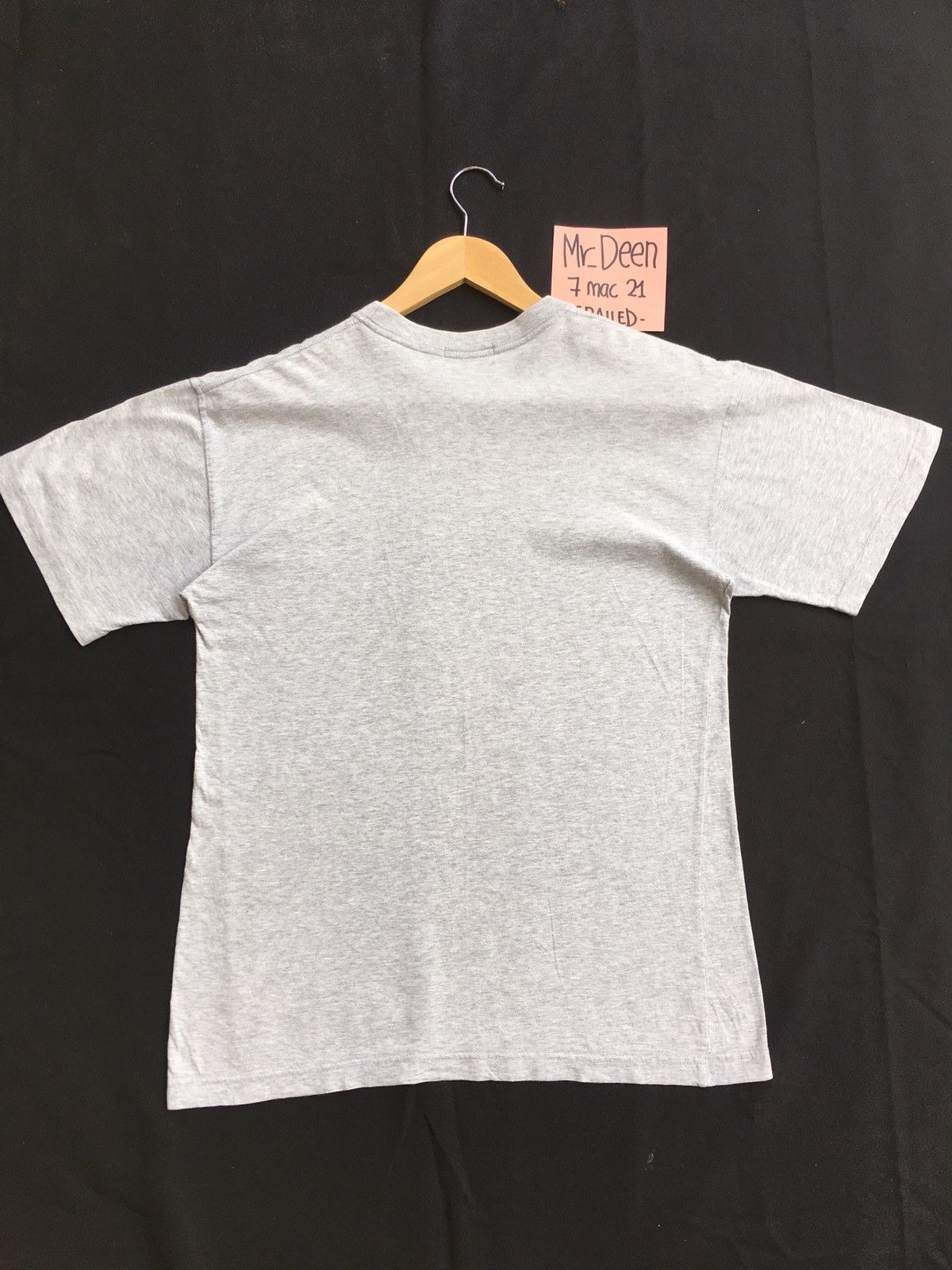 Yves Saint Laurent Vintage YSL Yves Saint Laurent Big Logo Printed Tshirt Size US S / EU 44-46 / 1 - 11 Thumbnail