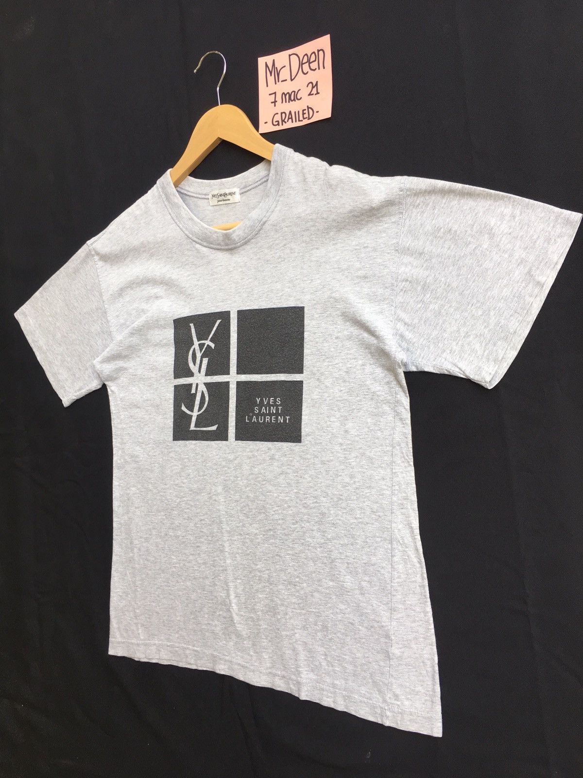Yves Saint Laurent Vintage YSL Yves Saint Laurent Big Logo Printed Tshirt Size US S / EU 44-46 / 1 - 4 Thumbnail