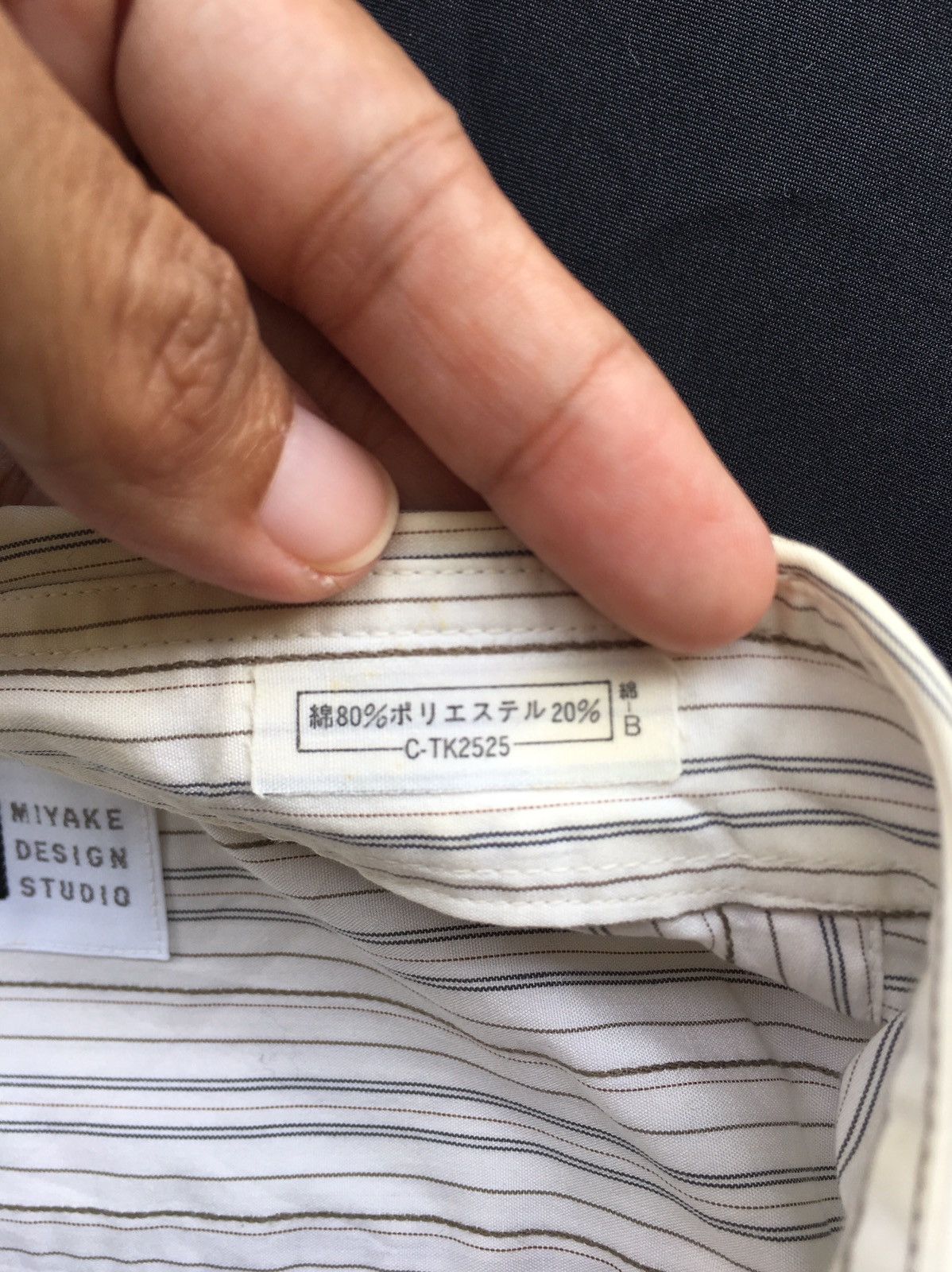 Issey Miyake Vintage Issey Miyake Stripes Buttons Casual Shirt Size US M / EU 48-50 / 2 - 11 Thumbnail