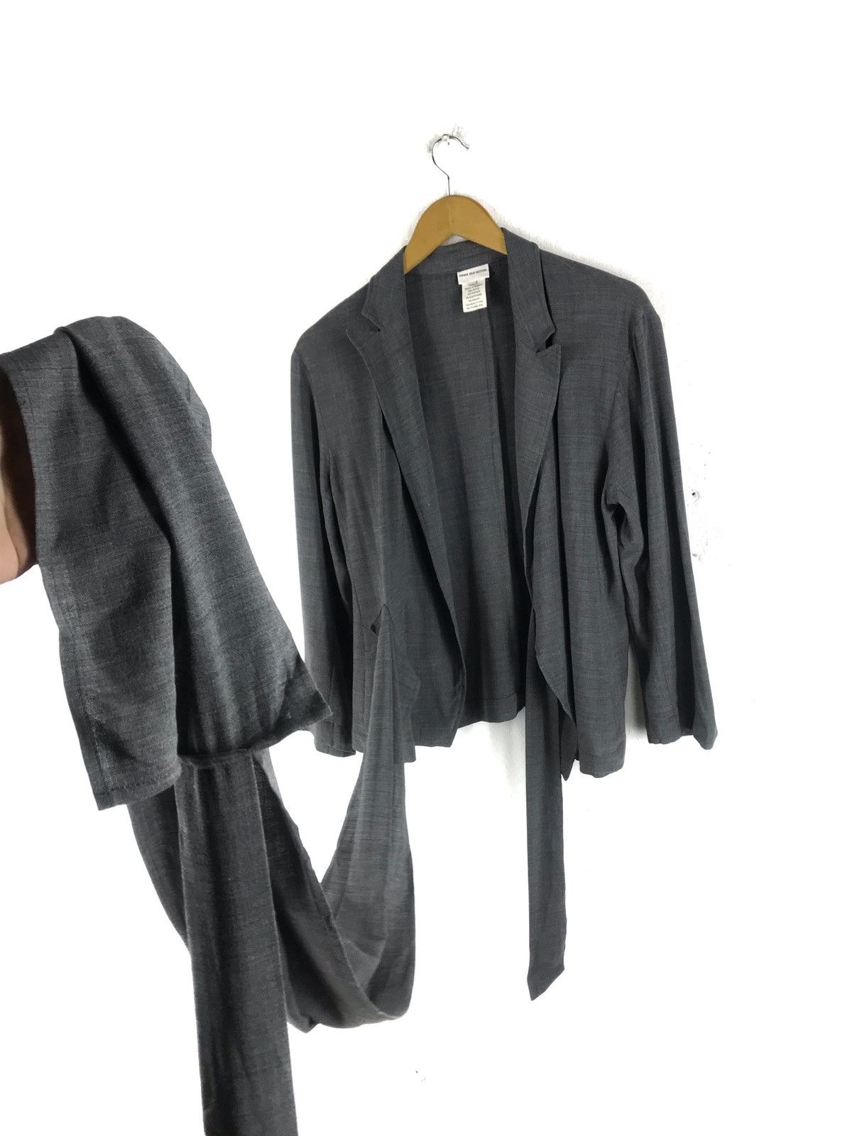 Dries Van Noten 🔥EPICDRIES VAN NOTEN BUTTON LESS ASYMMETRIC JACKET SAIZ 42 Size US S / EU 44-46 / 1 - 1 Thumbnail