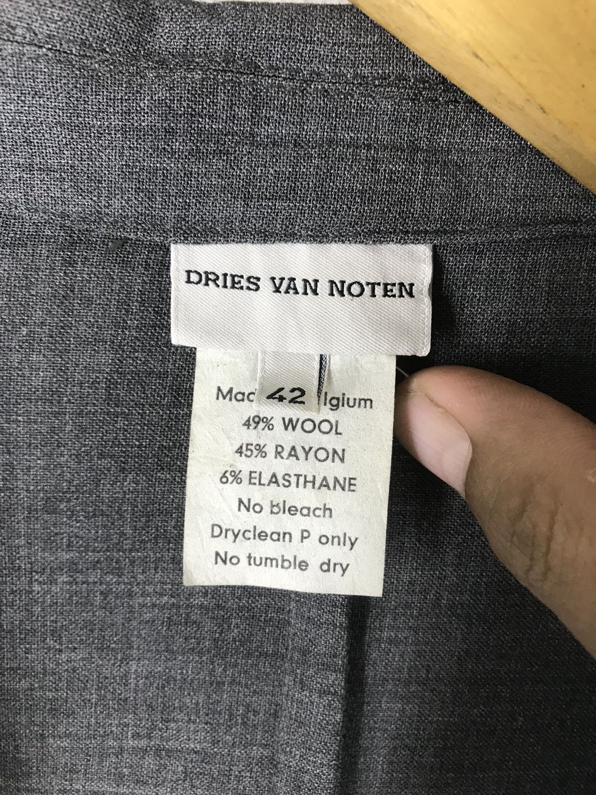 Dries Van Noten 🔥EPICDRIES VAN NOTEN BUTTON LESS ASYMMETRIC JACKET SAIZ 42 Size US S / EU 44-46 / 1 - 12 Thumbnail