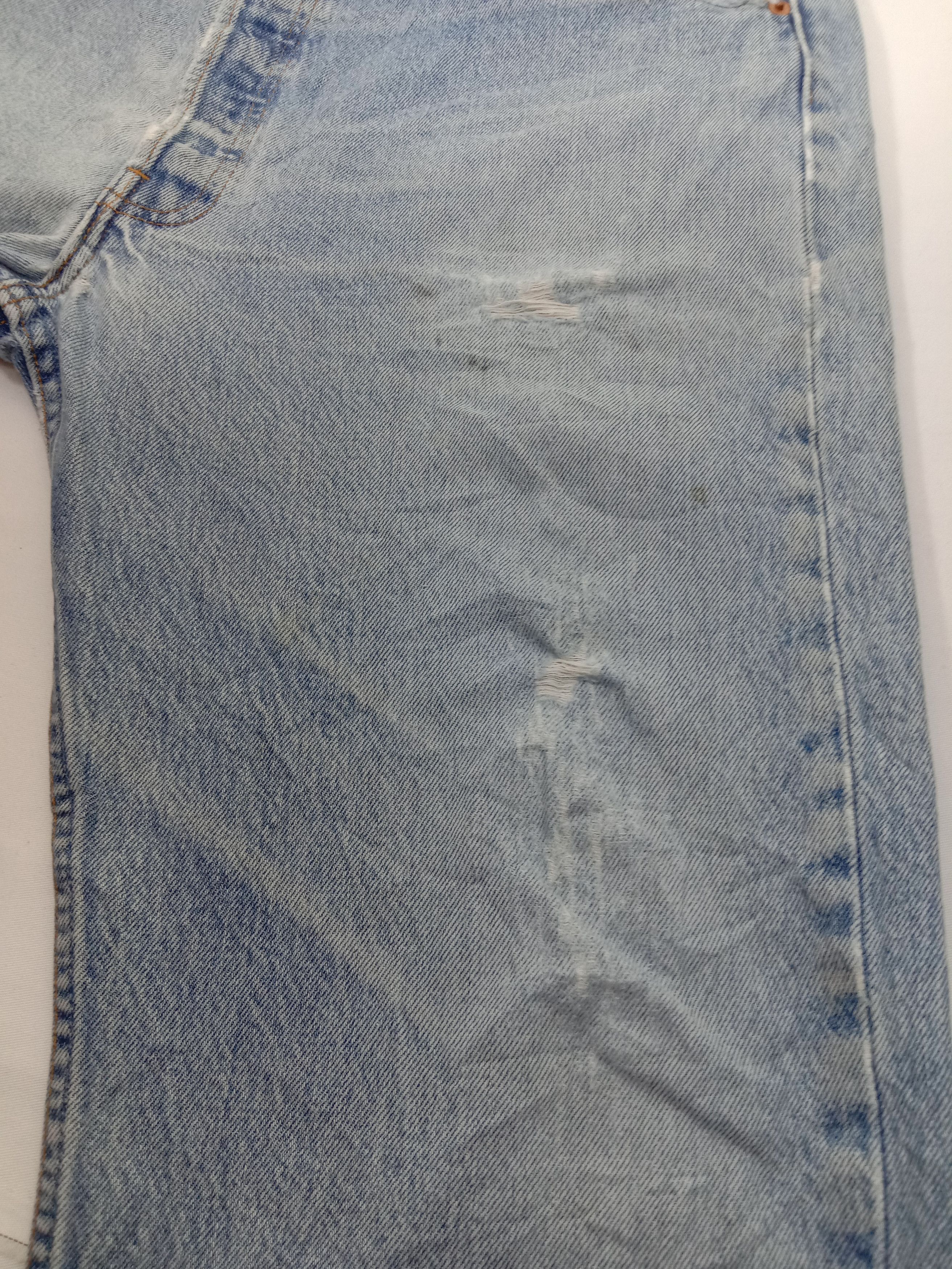 Levi's Vintage 90s Levi's 501xx Jeans Light Wash Distressed Denim Size US 36 / EU 52 - 9 Thumbnail