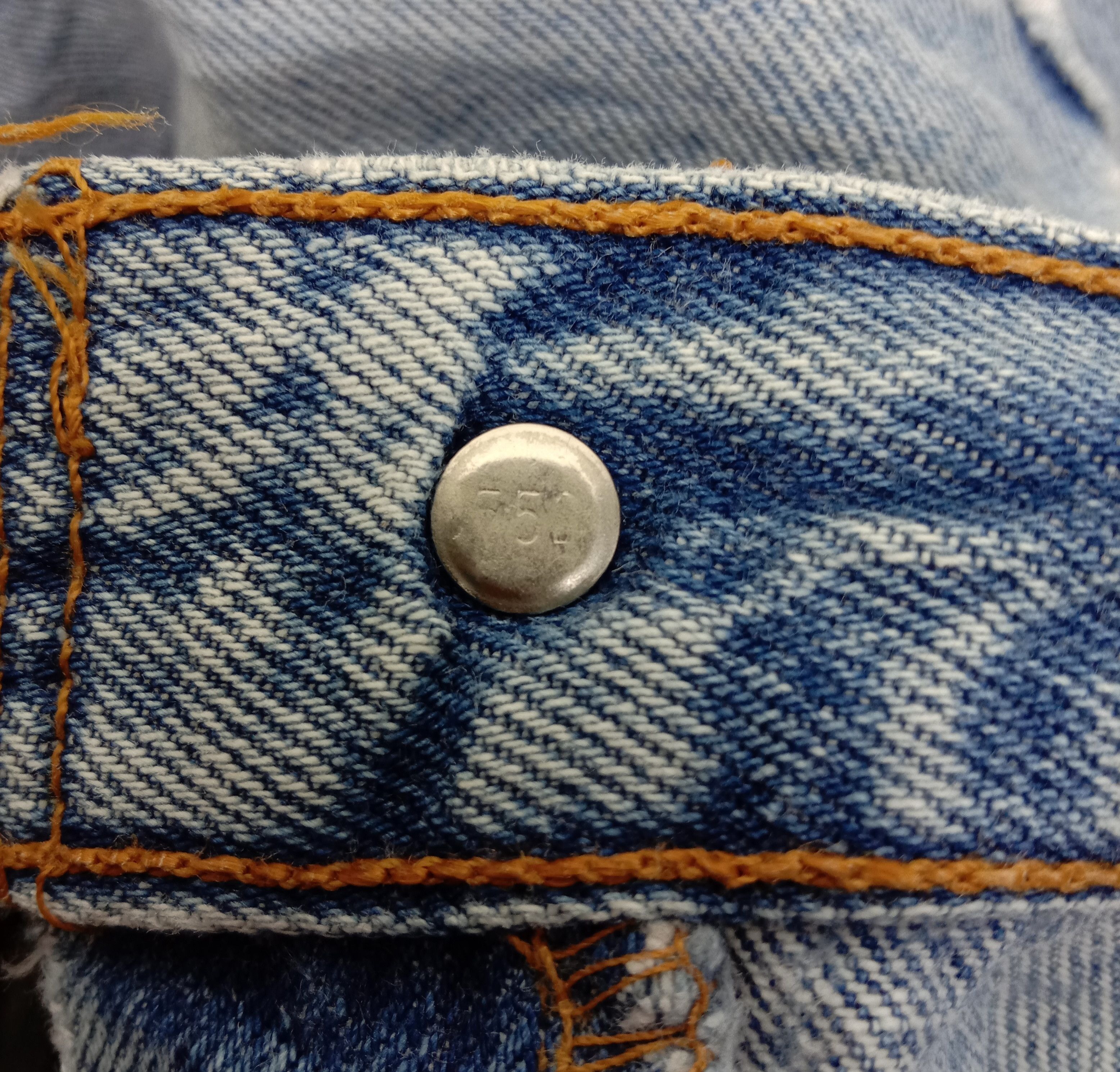 Levi's Vintage 90s Levi's 501xx Jeans Light Wash Distressed Denim Size US 36 / EU 52 - 11 Thumbnail
