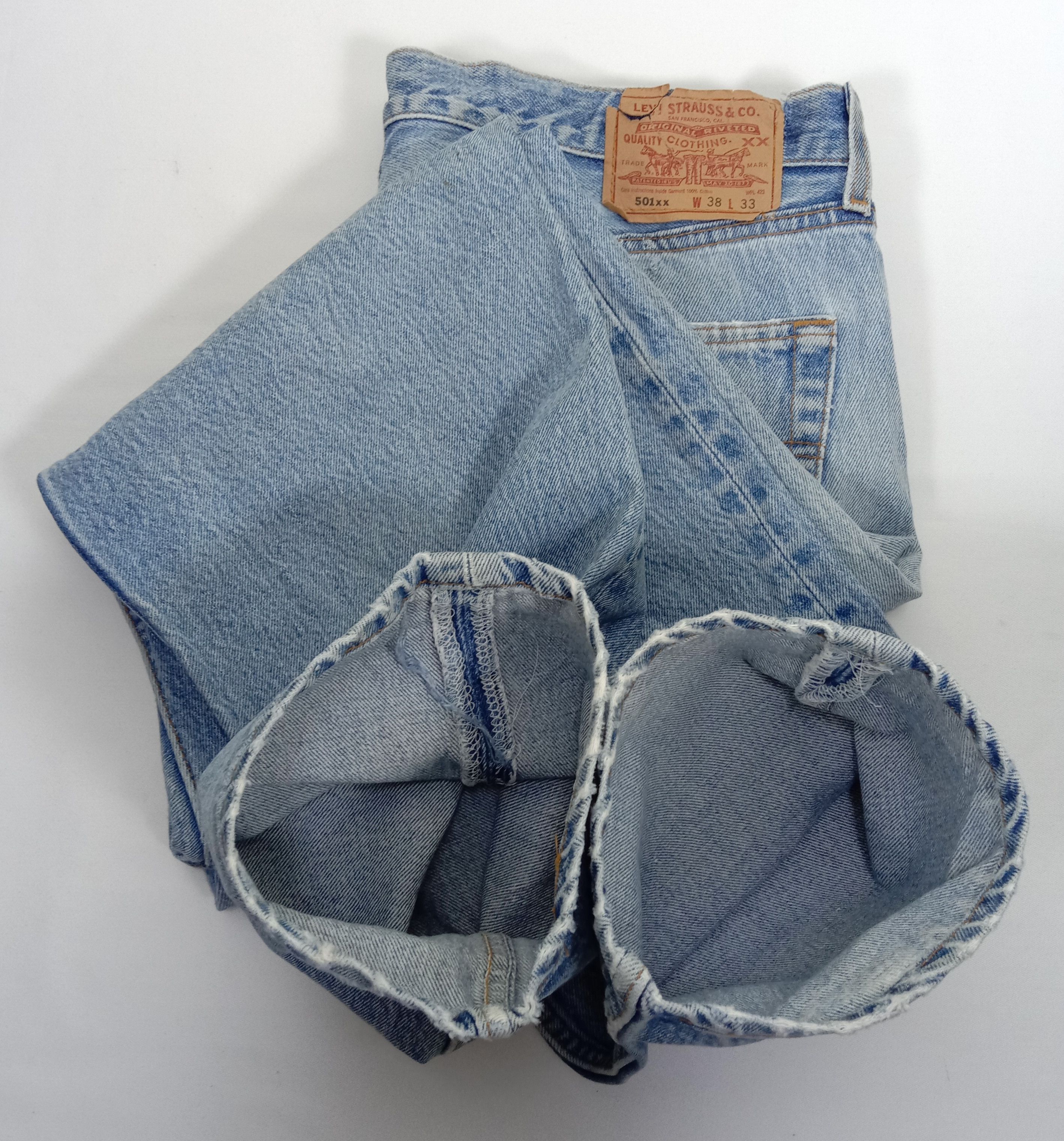 Levi's Vintage 90s Levi's 501xx Jeans Light Wash Distressed Denim Size US 36 / EU 52 - 16 Thumbnail