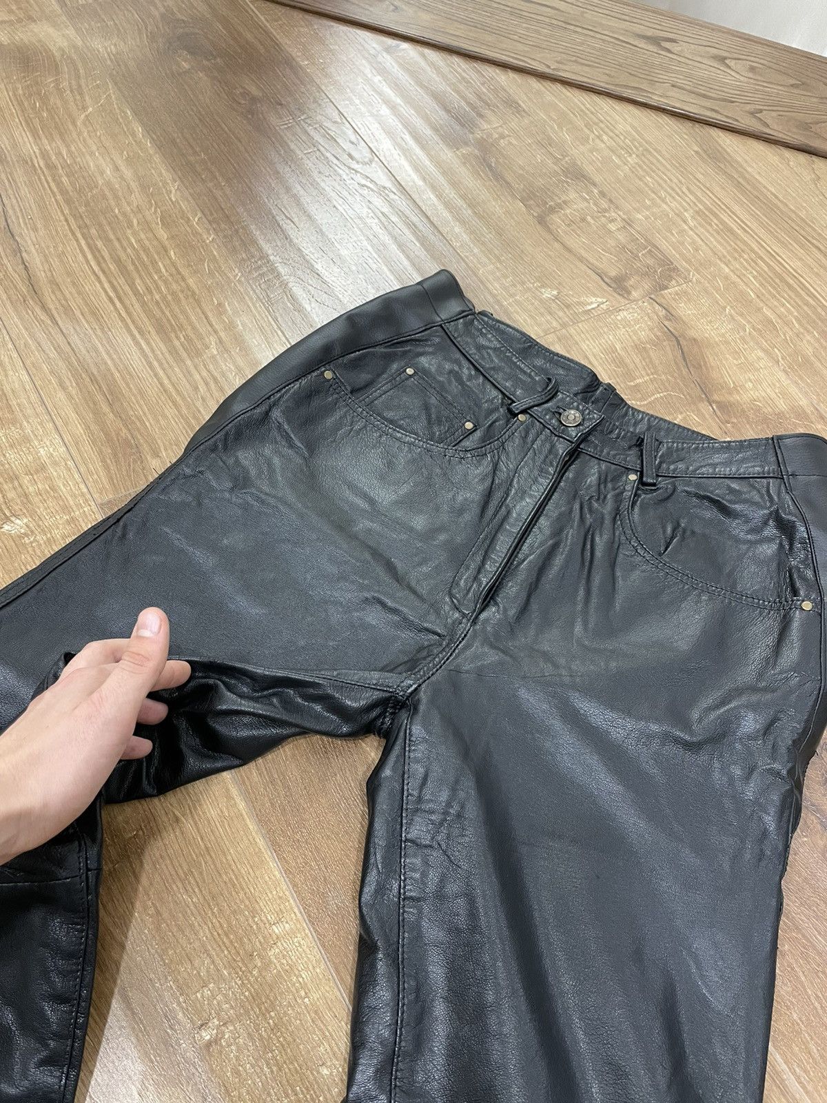 Genuine Leather Vintage Genuine Leather Black Pants Size 30 Size US 30 / EU 46 - 8 Thumbnail