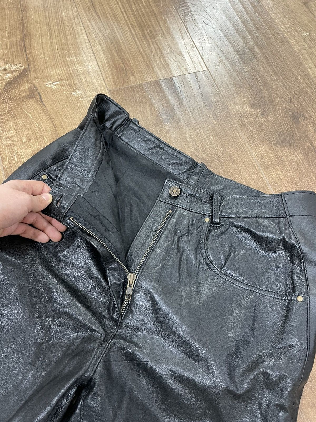 Genuine Leather Vintage Genuine Leather Black Pants Size 30 Size US 30 / EU 46 - 9 Thumbnail