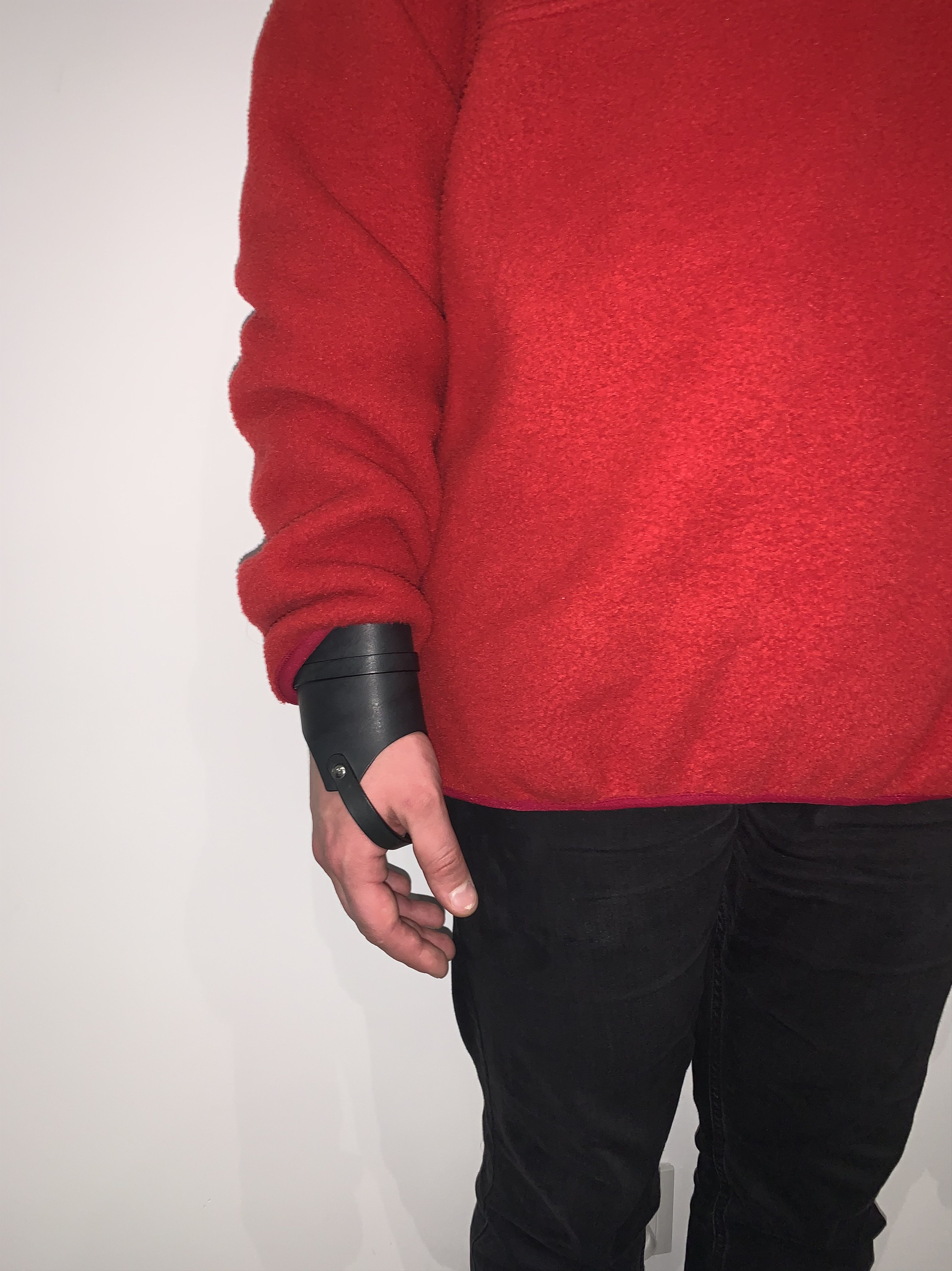 Maison Margiela AW09/10 Reedition Maison Margiela X H&M Leather Wristband Size ONE SIZE - 2 Thumbnail