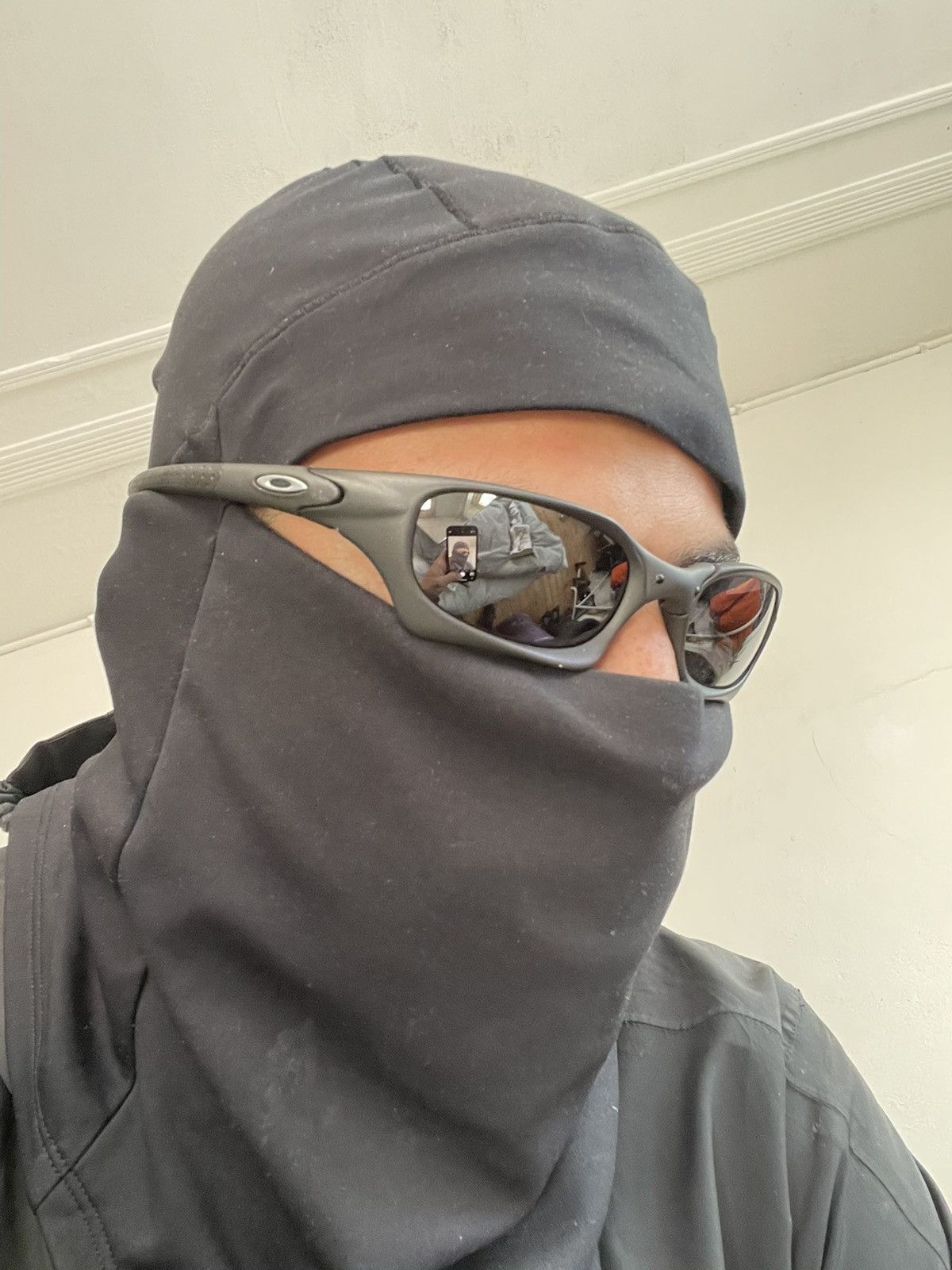 image of Oakley Magnesium Switch Dark Carbide in Black, Men's