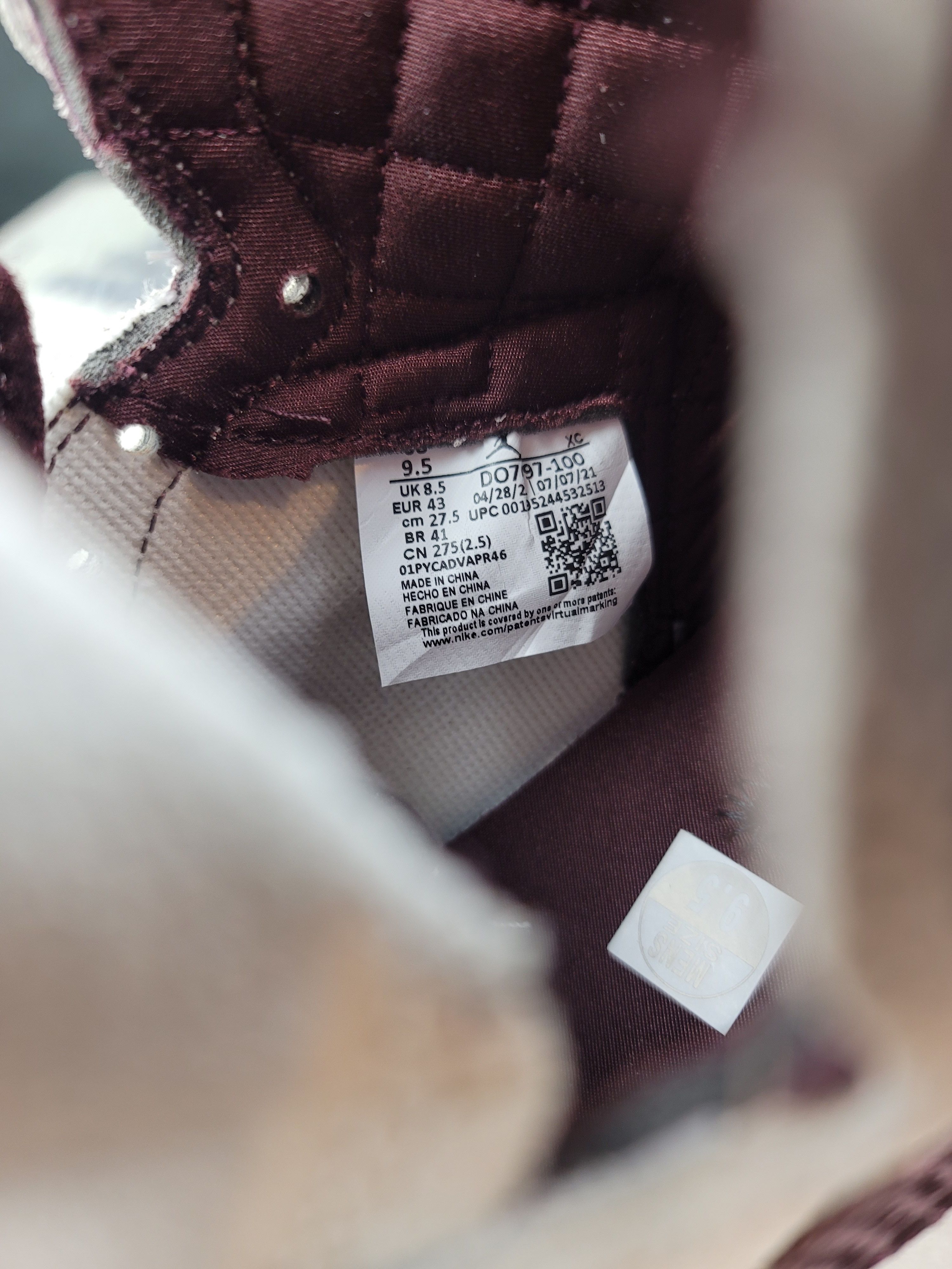 A Ma Maniere Nike Jordan 1 Retro High OG A Ma Maniere Men's Size 9.5 Size US 9.5 / EU 42-43 - 10 Thumbnail