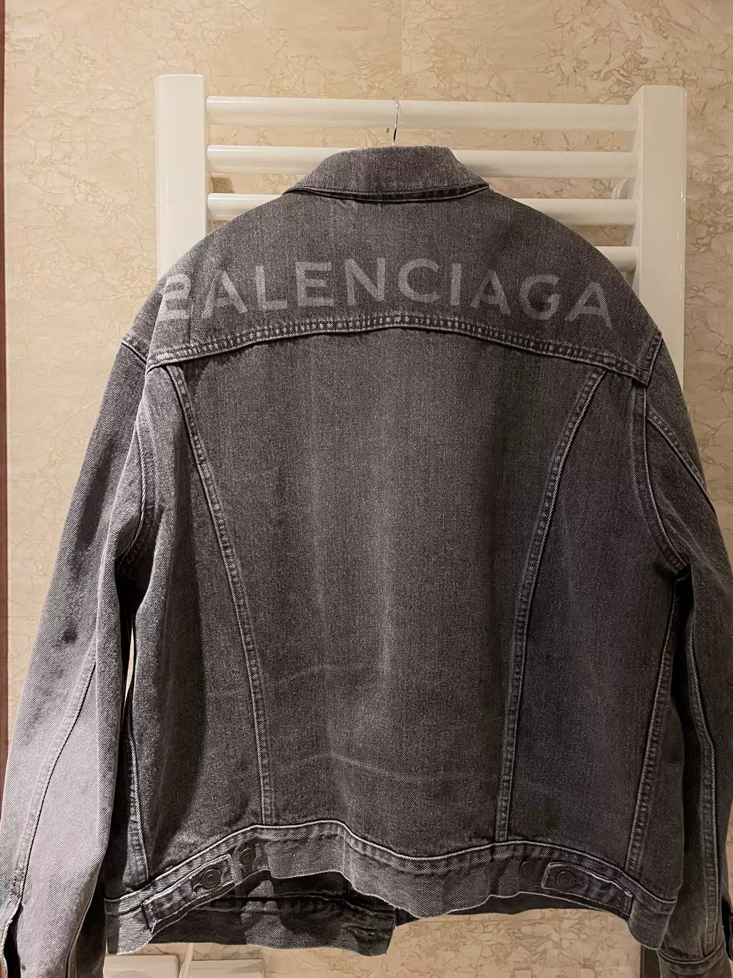 Balenciaga Balenciaga Back Logo JKT Grey Size US XL / EU 56 / 4 - 2 Thumbnail