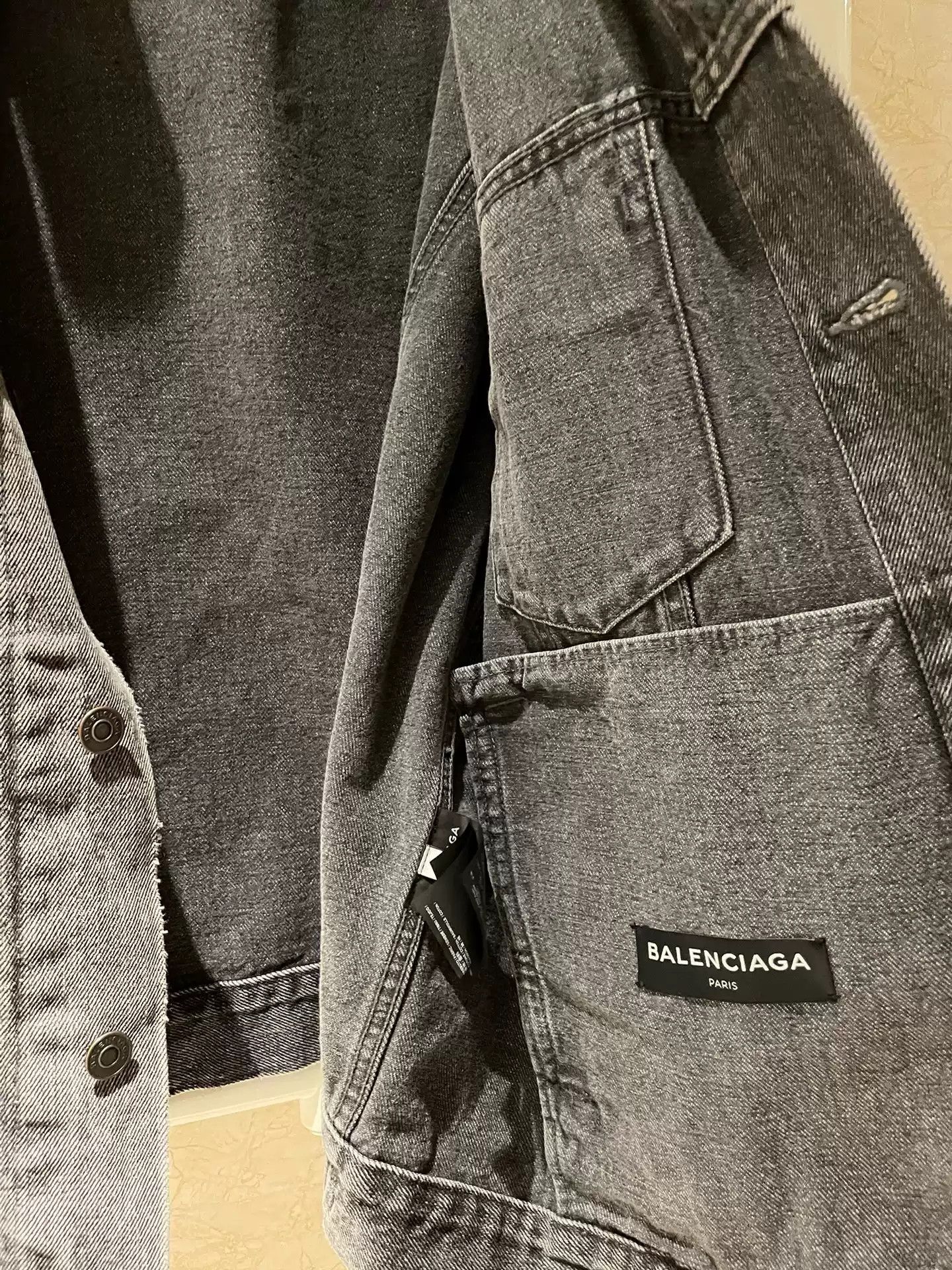 Balenciaga Balenciaga Back Logo JKT Grey Size US XL / EU 56 / 4 - 7 Thumbnail