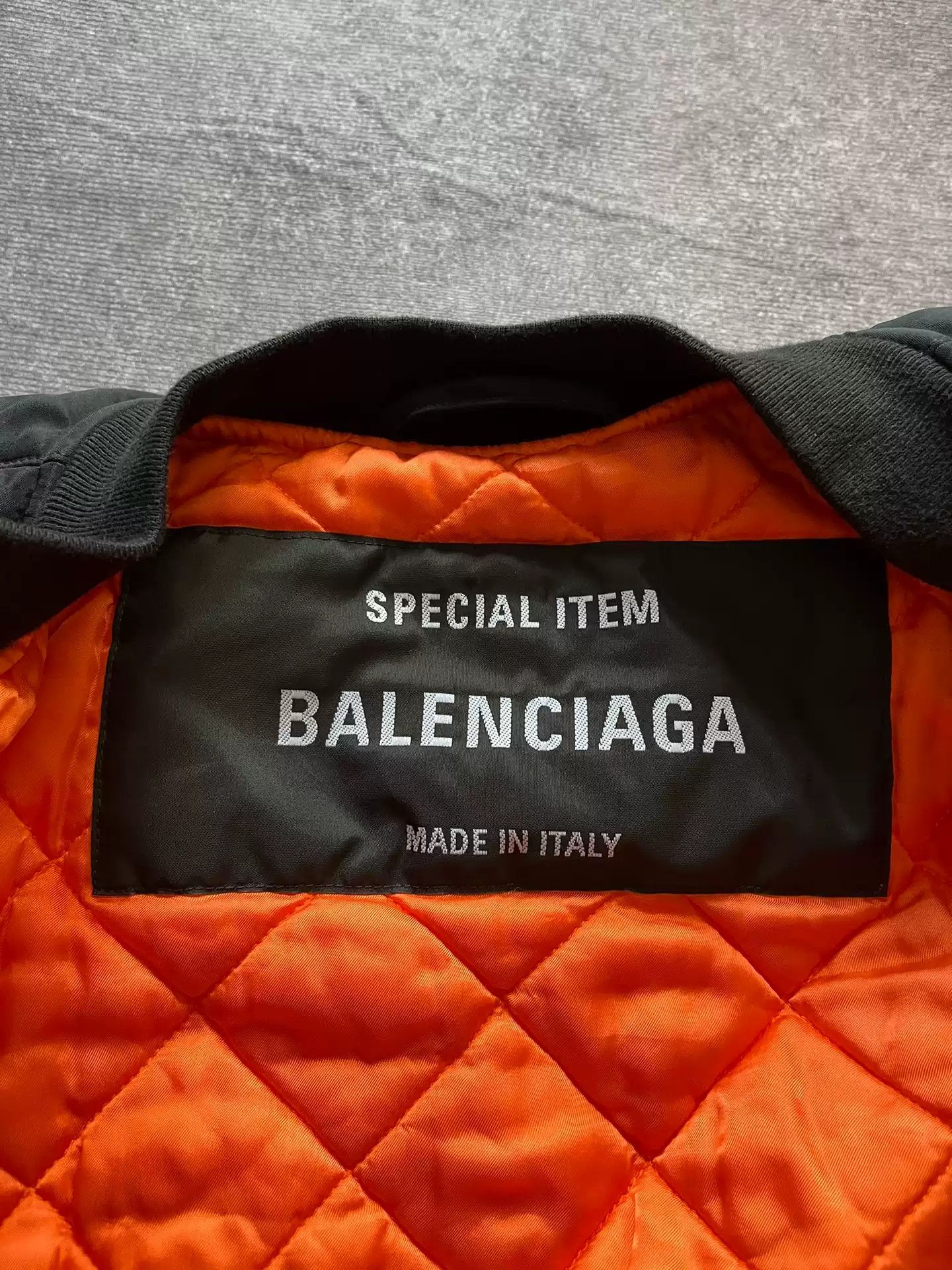 Balenciaga Balenciaga x NASA boomber Size US XS / EU 42 / 0 - 3 Thumbnail