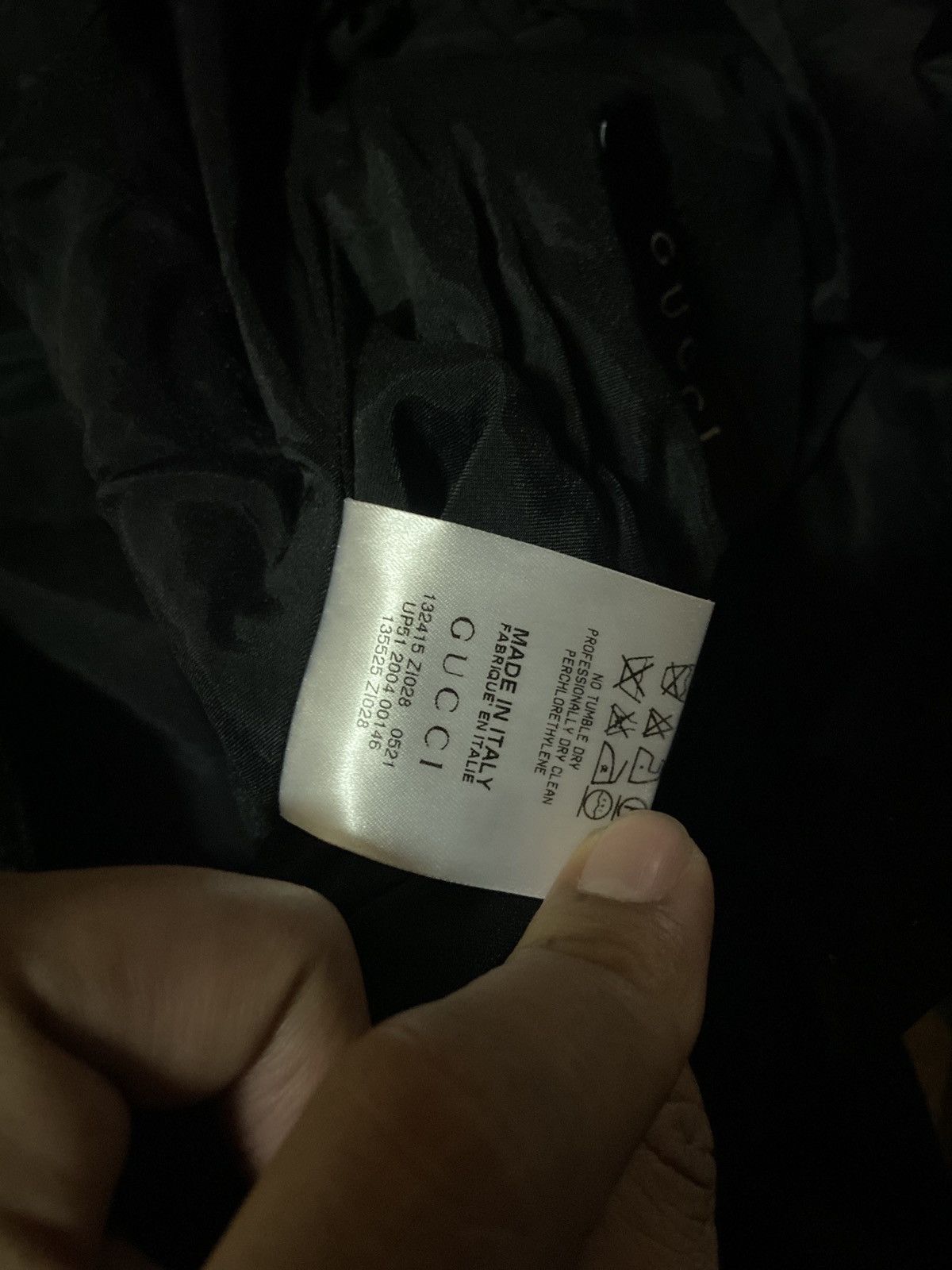 Gucci 🔥SALE🔥GUCCI VELVET STYLE MADE IN ITALY SIZE 40 Size US S / EU 44-46 / 1 - 10 Thumbnail