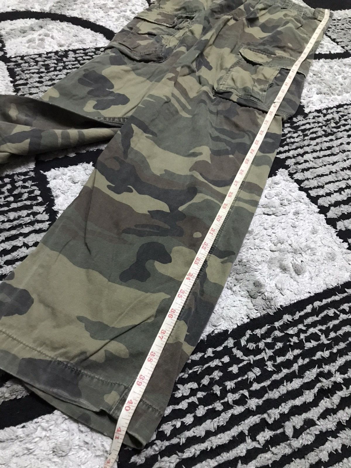 Japanese Brand 30x30 Drapers woodland camo cargo pants Size US 32 / EU 48 - 6 Thumbnail