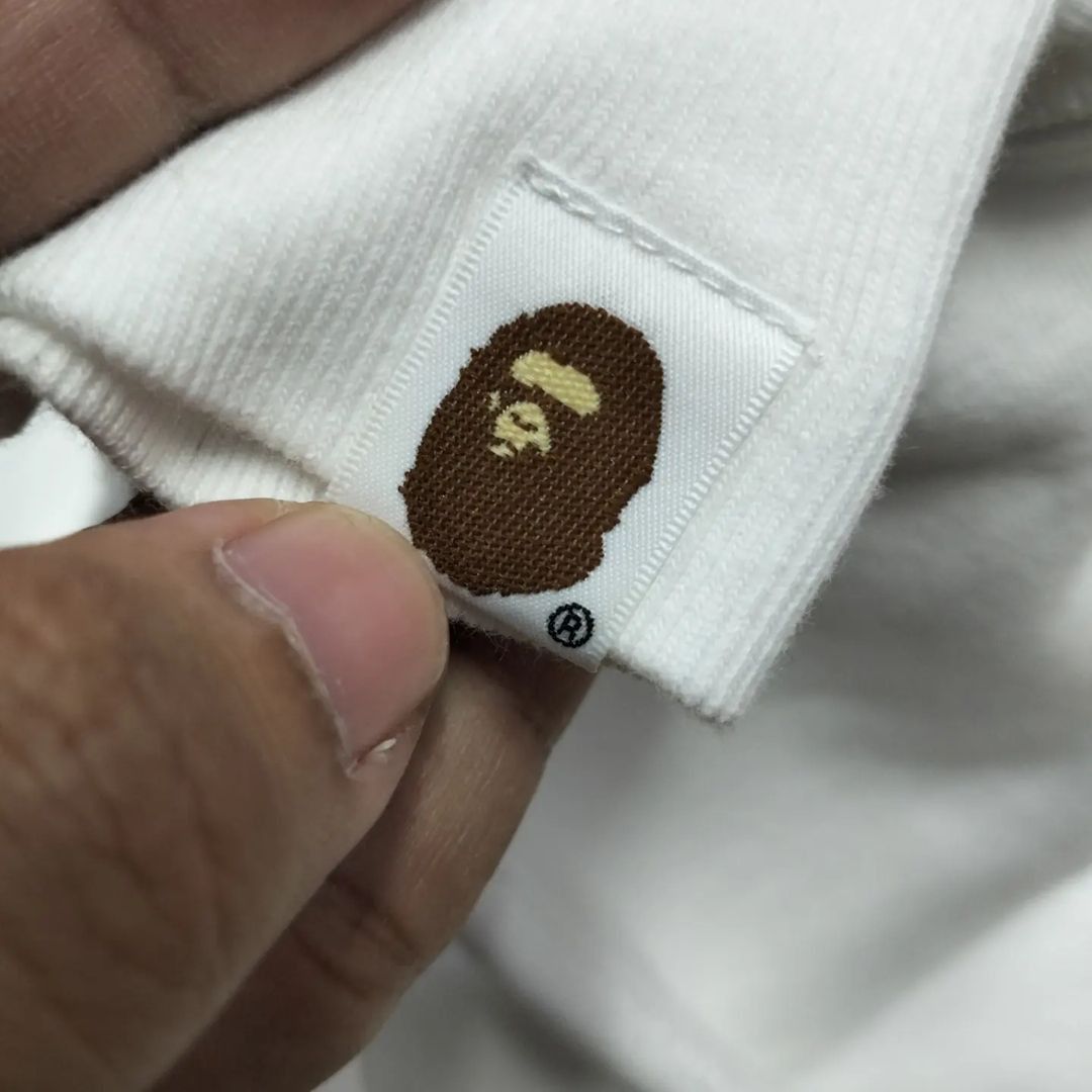 Bape ♦️Bape Manhunt Crewneck Size US L / EU 52-54 / 3 - 5 Thumbnail