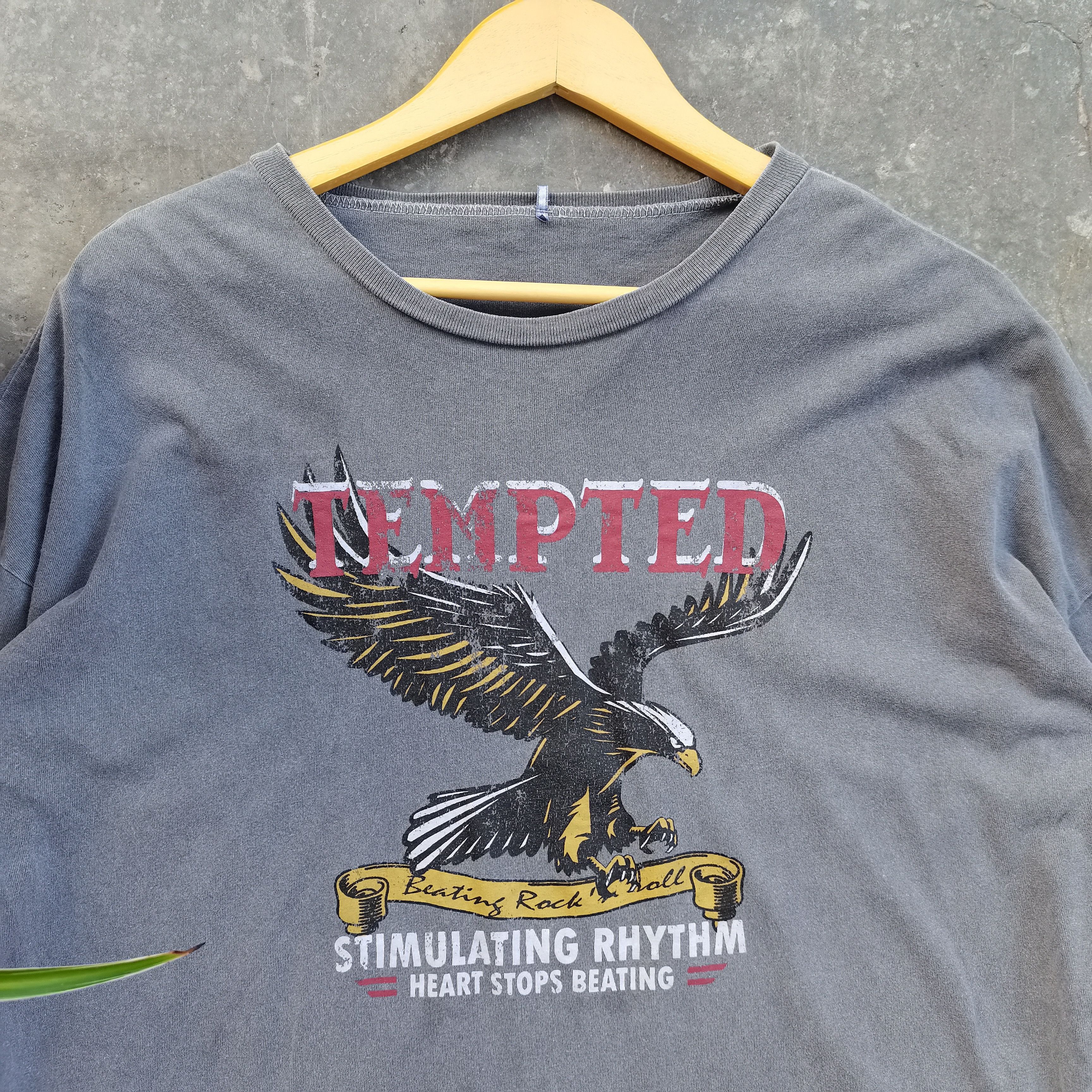 Band Tees × Vintage Crazy Vintage TEMPTED TOUR 1856 Longsleeve Tshirt Size US M / EU 48-50 / 2 - 2 Thumbnail