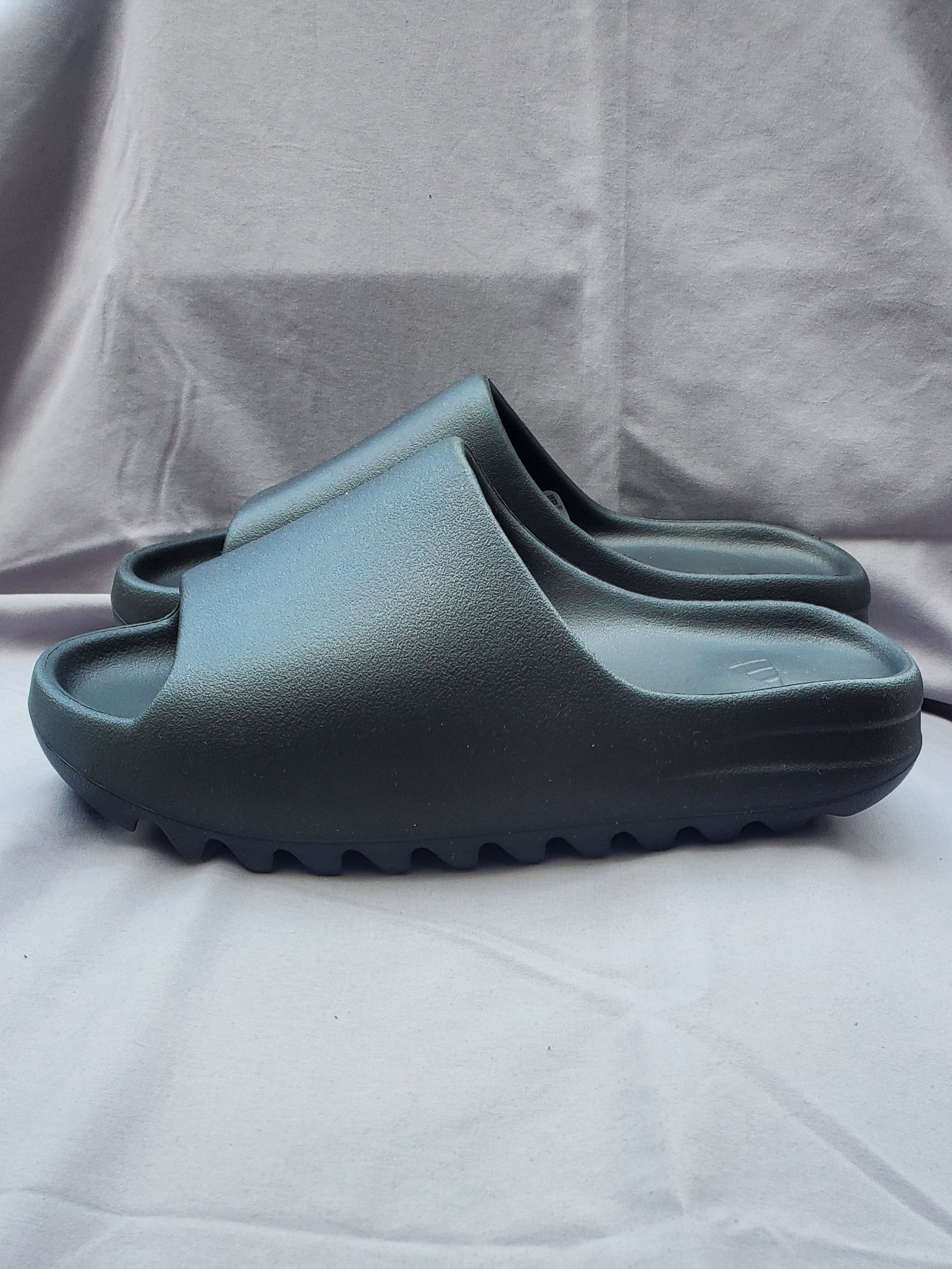 adidas gazelle silver green womens Adidas Yeezy Slide Onyx