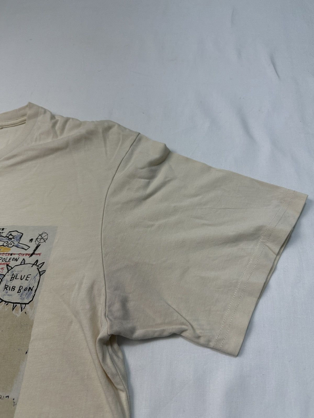 Jean-Michel Basquiat Uniqlo x Jean michel Basquiat arts graphic tshirt Size US M / EU 48-50 / 2 - 7 Thumbnail