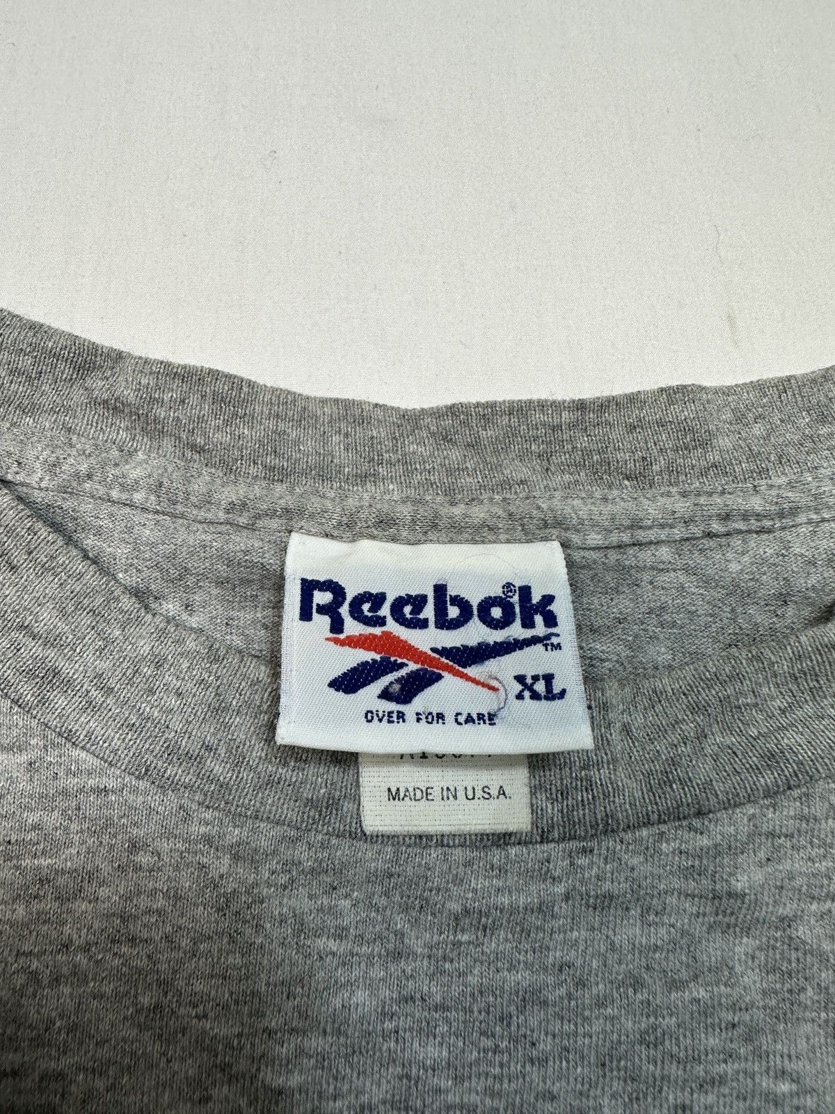 Reebok Vtg Reebok made in USA big logo long sleeve tee Size US XL / EU 56 / 4 - 9 Thumbnail