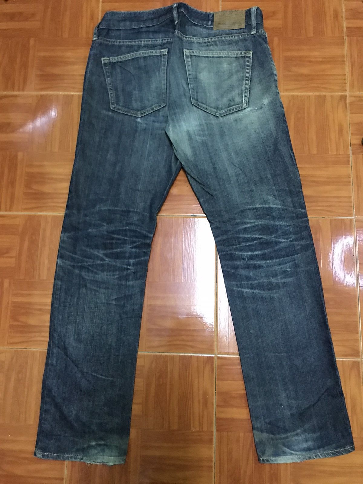 Old Navy “Men’s Blue Faded Straight-Leg Jeans Distressed Vintage Wash Size US 33 - 2 Thumbnail