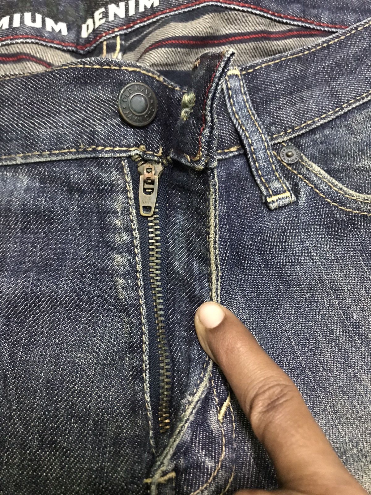 Old Navy “Men’s Blue Faded Straight-Leg Jeans Distressed Vintage Wash Size US 33 - 6 Thumbnail