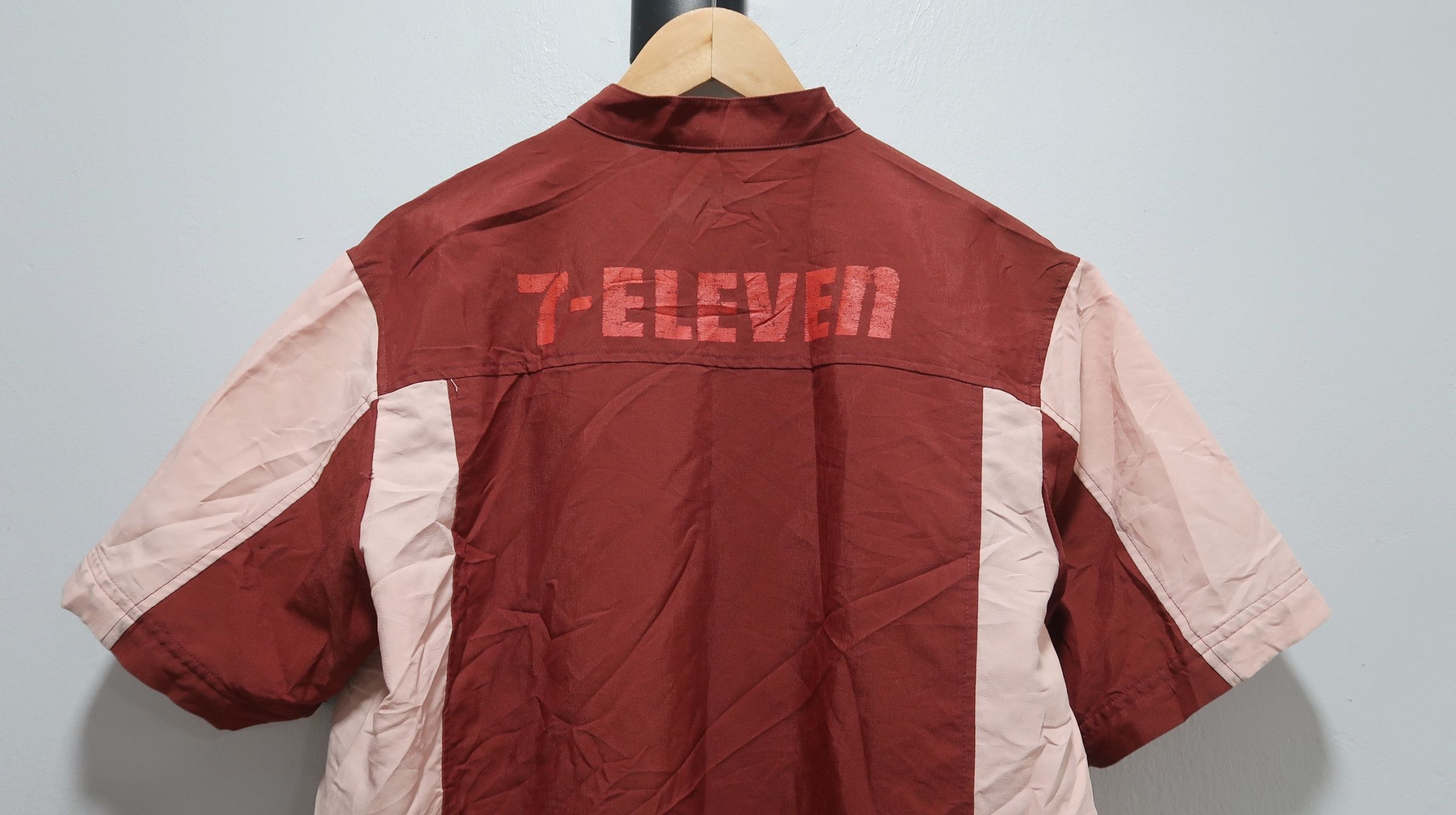 Japanese Brand Vintage 7-Eleven Uniform Workers Collection Shirts Size US L / EU 52-54 / 3 - 8 Thumbnail