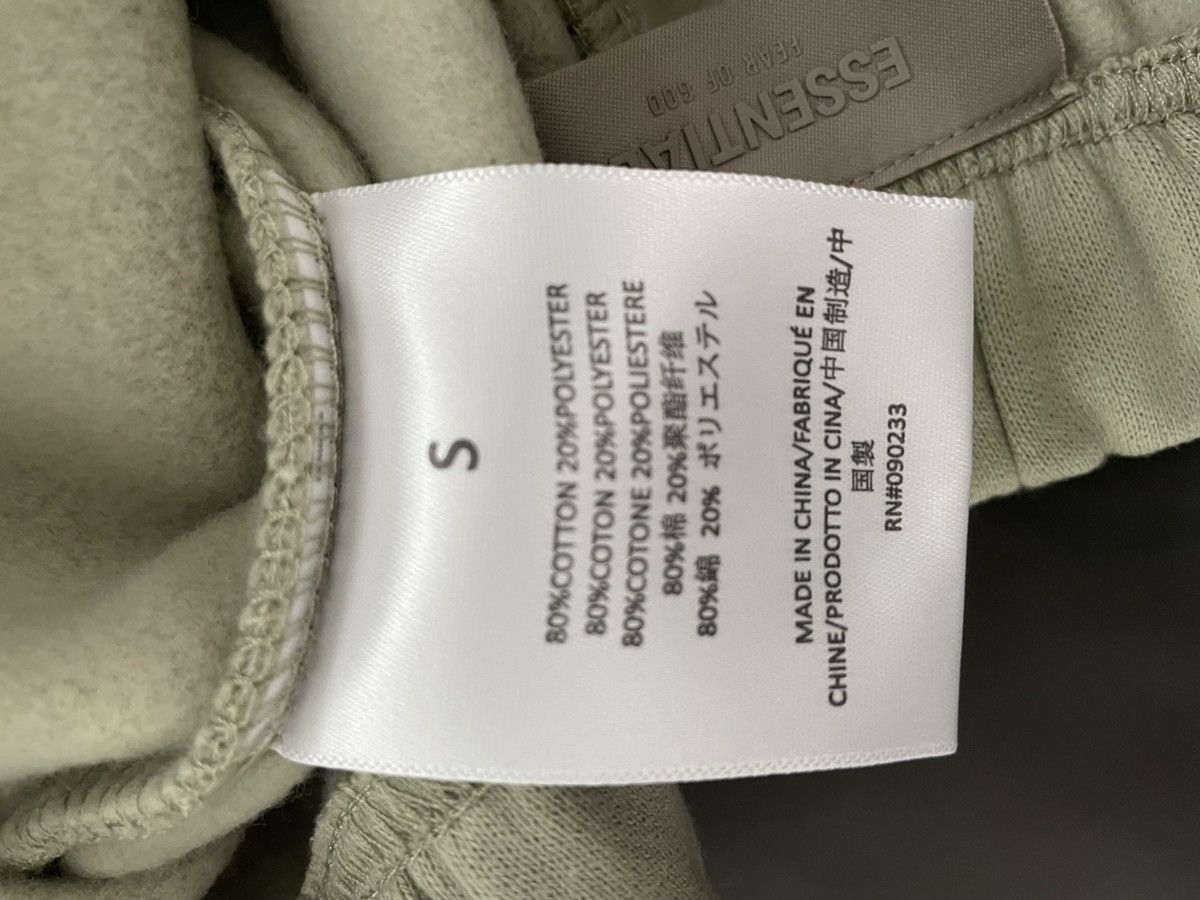 Fear of God × Vintage Fear of God Essentials Sea Foam Shorts Size US 30 / EU 46 - 4 Thumbnail