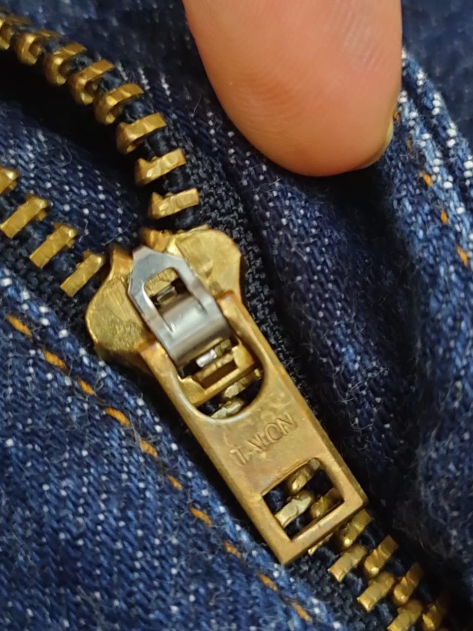 Levi's Vintage Clothing Big E Vintage Levi's 502 Selvedge Denim Size US 29 - 9 Thumbnail