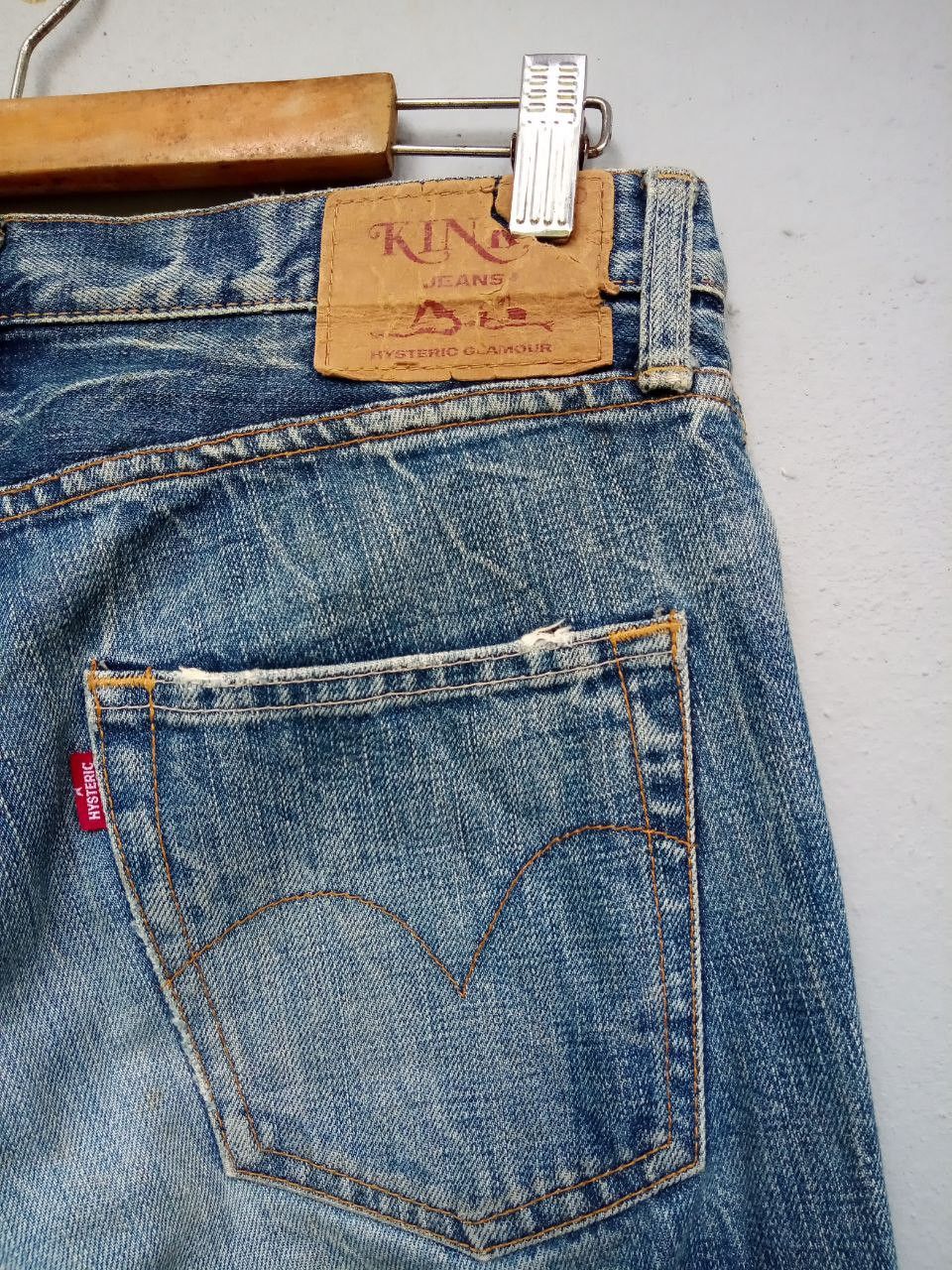 Hysteric Glamour Vintage Hysteric Glamour Kinky Distressed Denim Flare Jeans Size US 32 / EU 48 - 11 Thumbnail