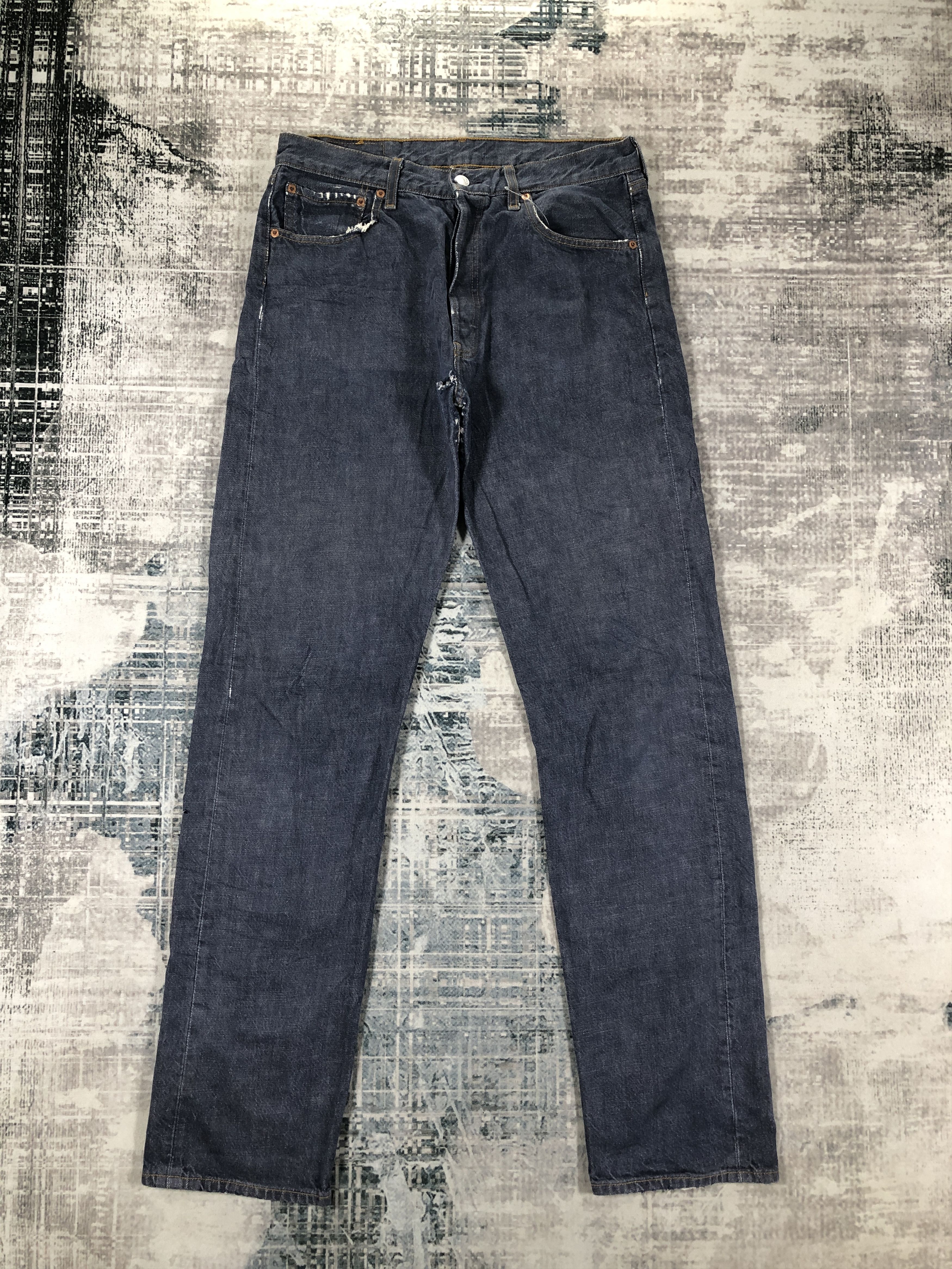 Levi's × Vintage Vintage Levis 501 Jeans Blue Wash Denim Size US 32 / EU 48 - 1 Thumbnail
