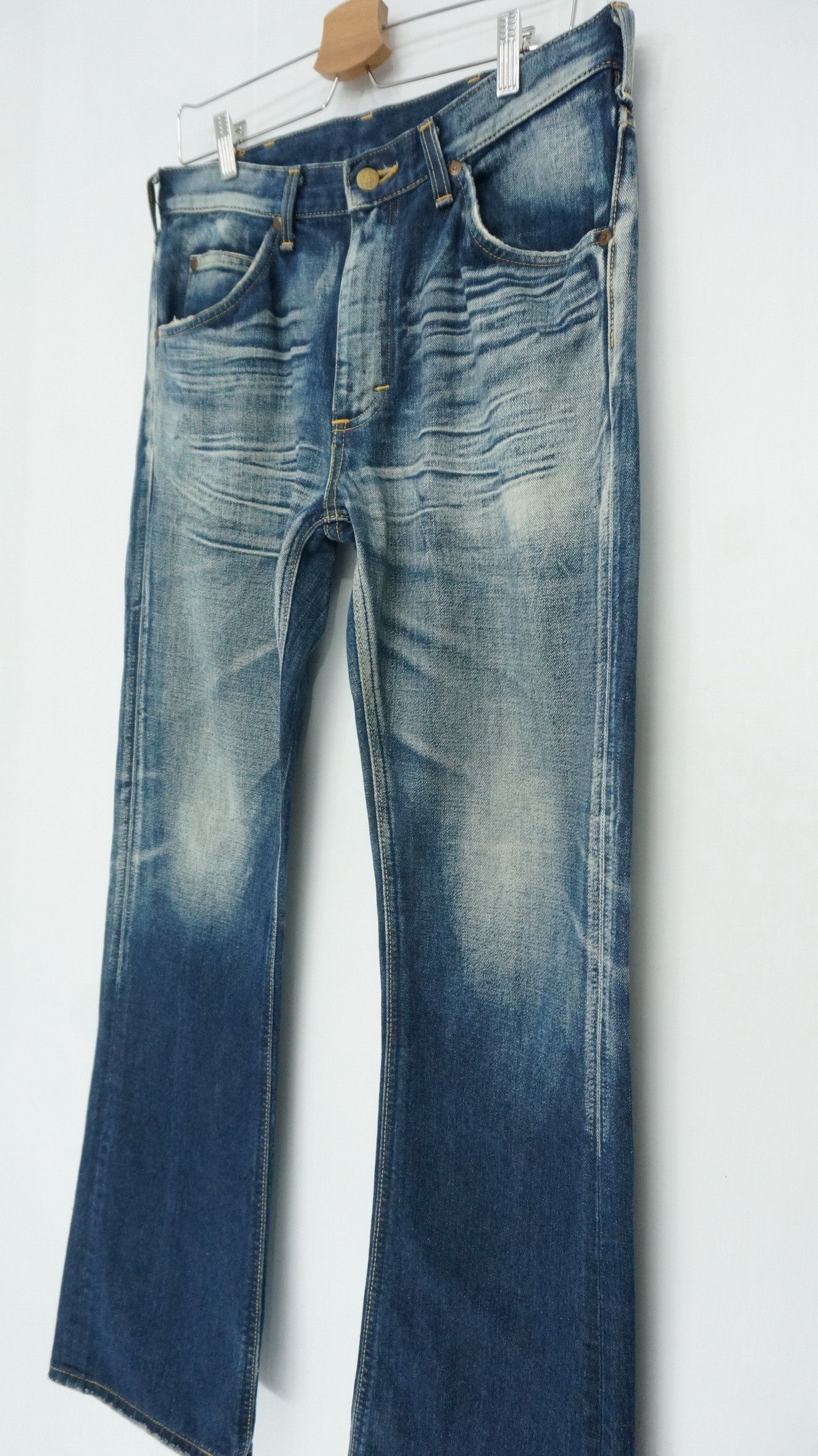 Lee RareVtg! Flared Lee Riders BootCut Worn Denim Made in Japan Size US 32 / EU 48 - 5 Thumbnail