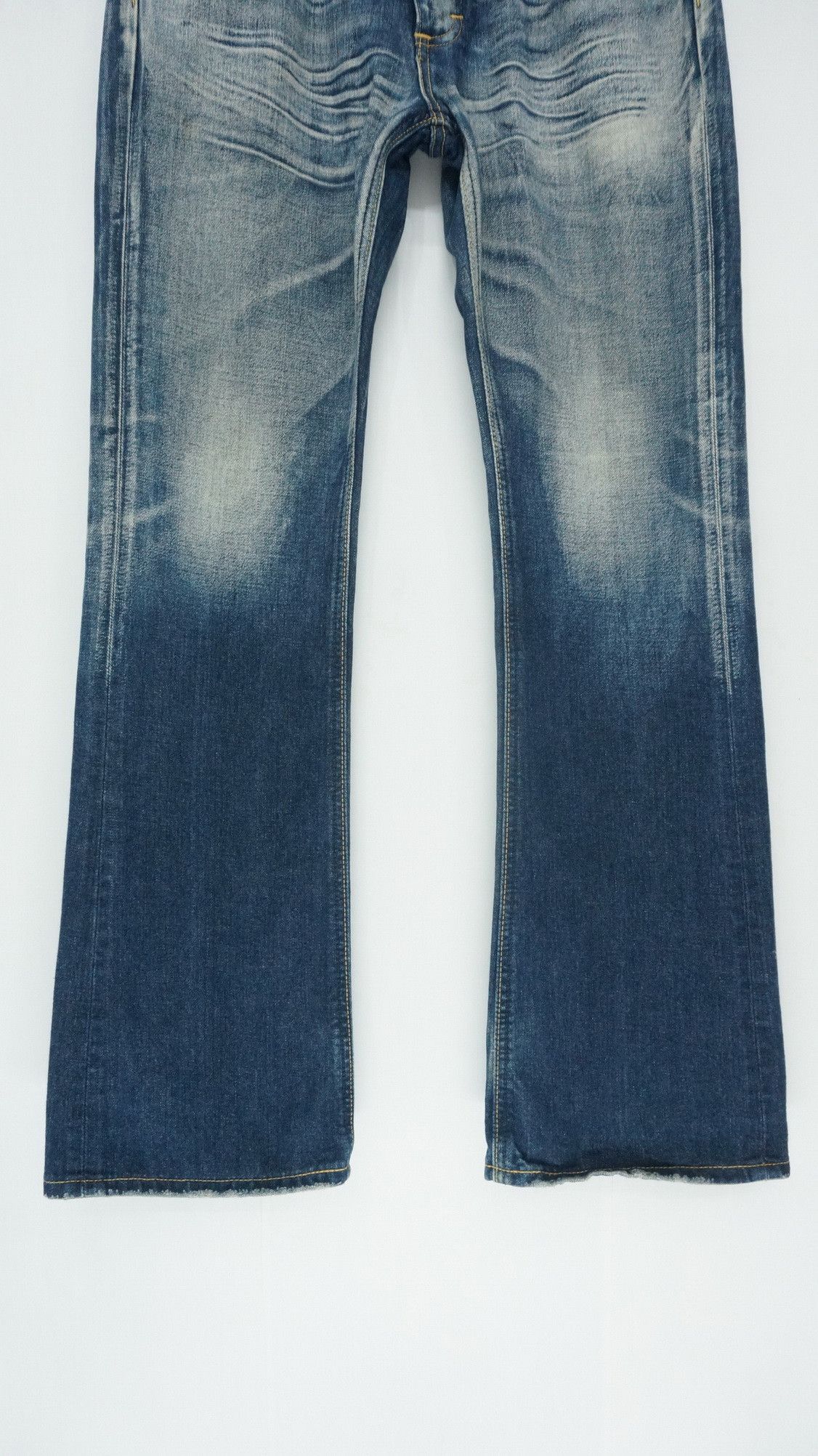 Lee RareVtg! Flared Lee Riders BootCut Worn Denim Made in Japan Size US 32 / EU 48 - 8 Thumbnail
