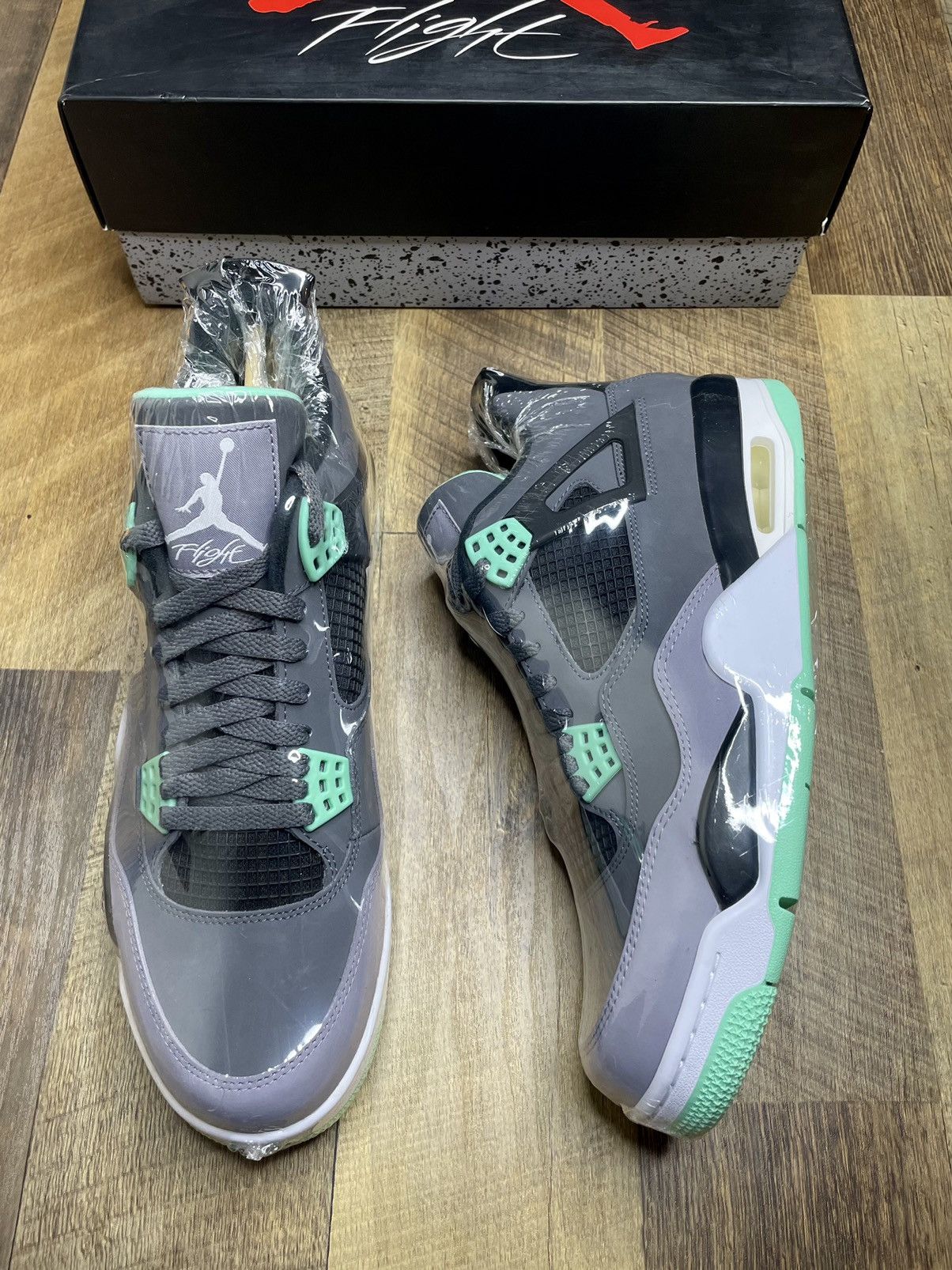 Jordan Brand Air Jordan 4 Retro Green Glow 2013 Size US 11.5 / EU 44-45 - 2 Thumbnail