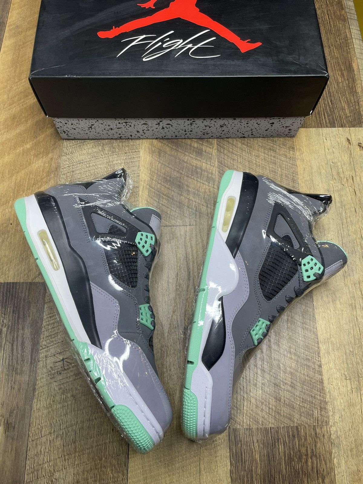 Jordan Brand Air Jordan 4 Retro Green Glow 2013 Size US 11.5 / EU 44-45 - 4 Thumbnail